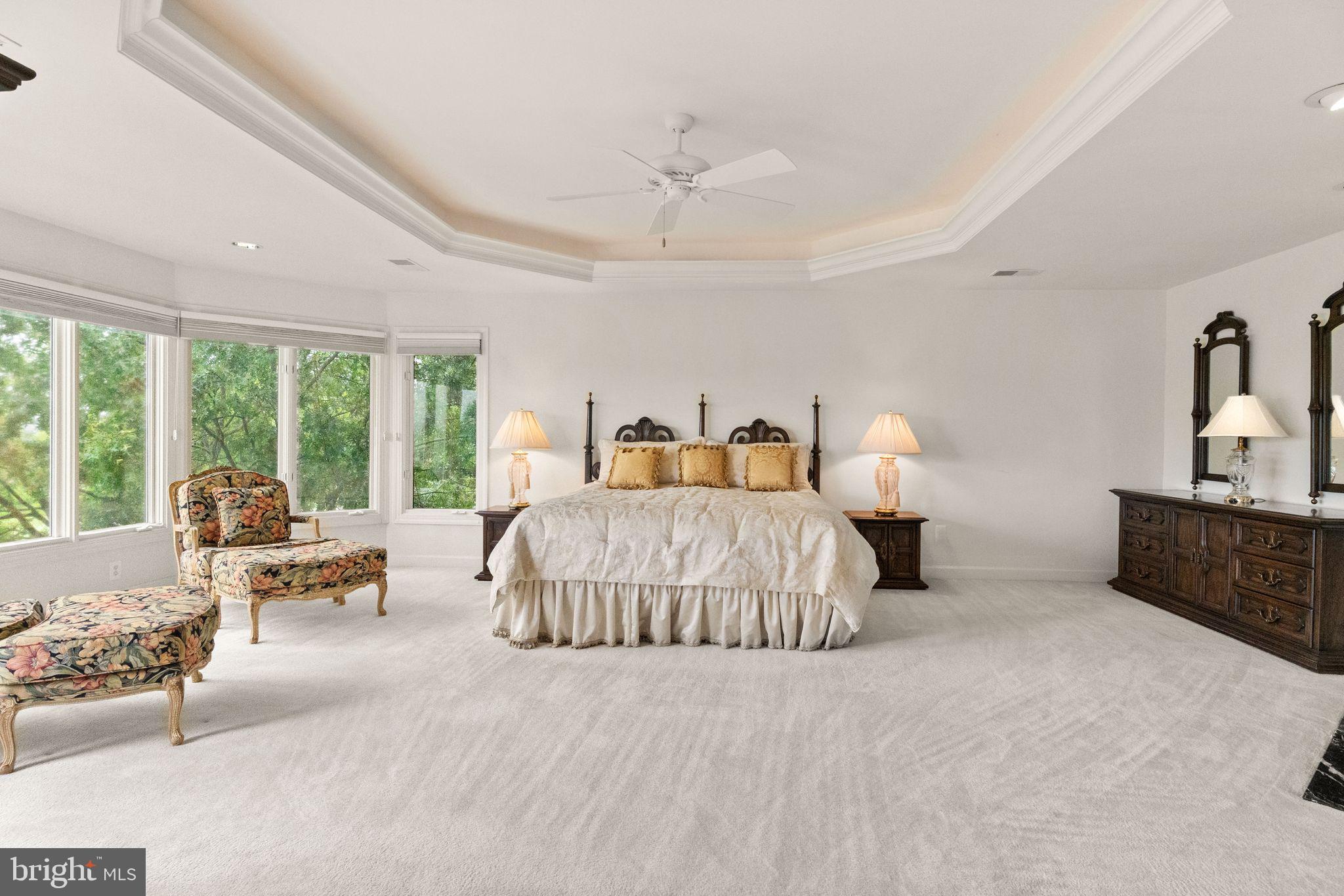 RIVER CREEK - Residential
