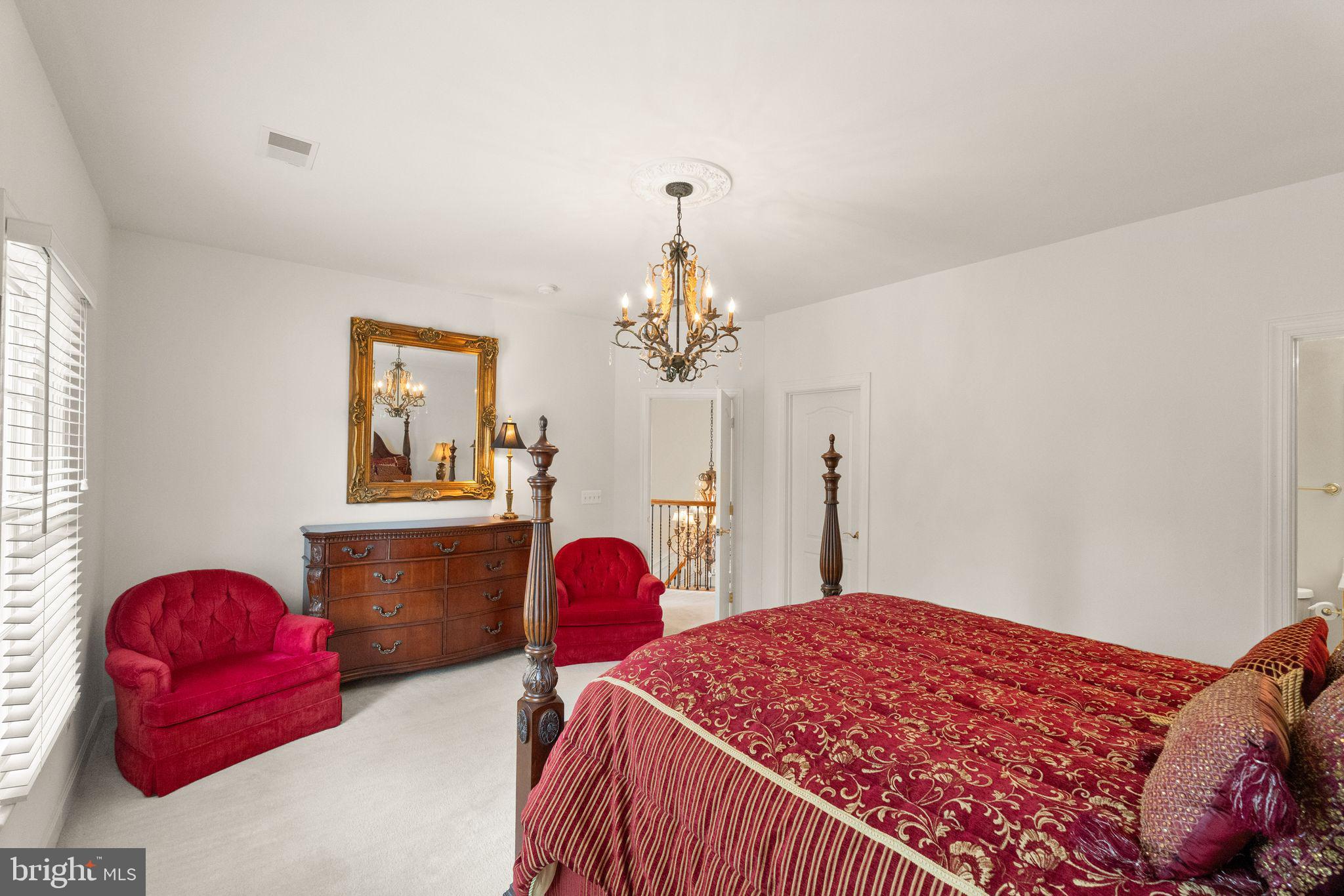RIVER CREEK - Residential