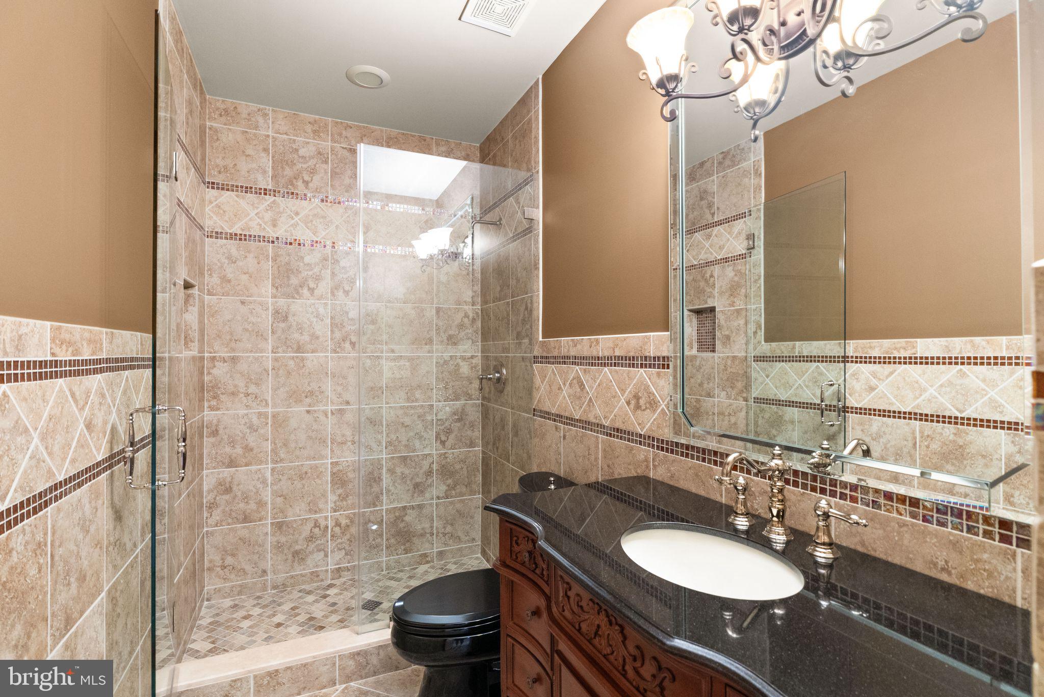 RIVER CREEK - Residential