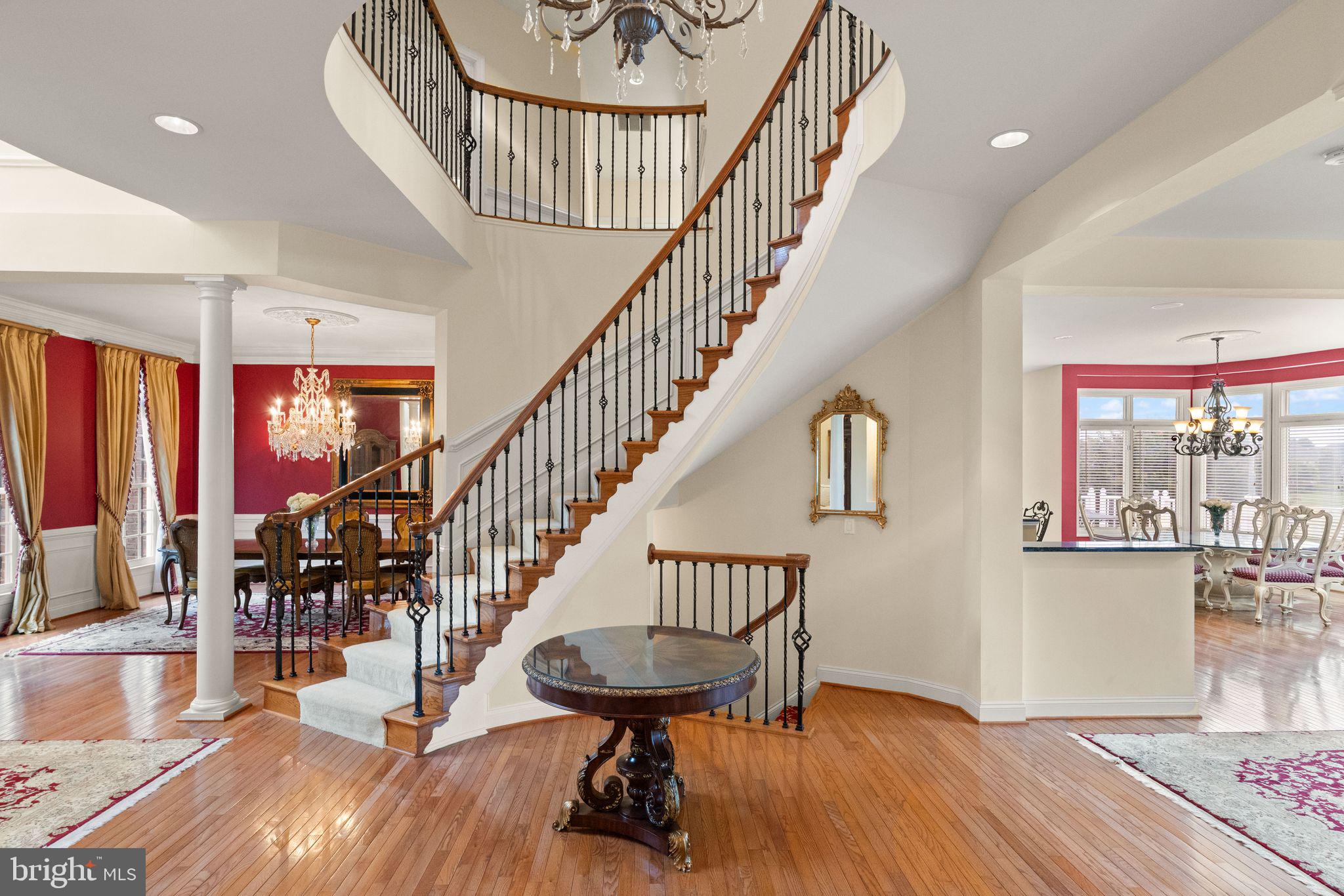 RIVER CREEK - Residential