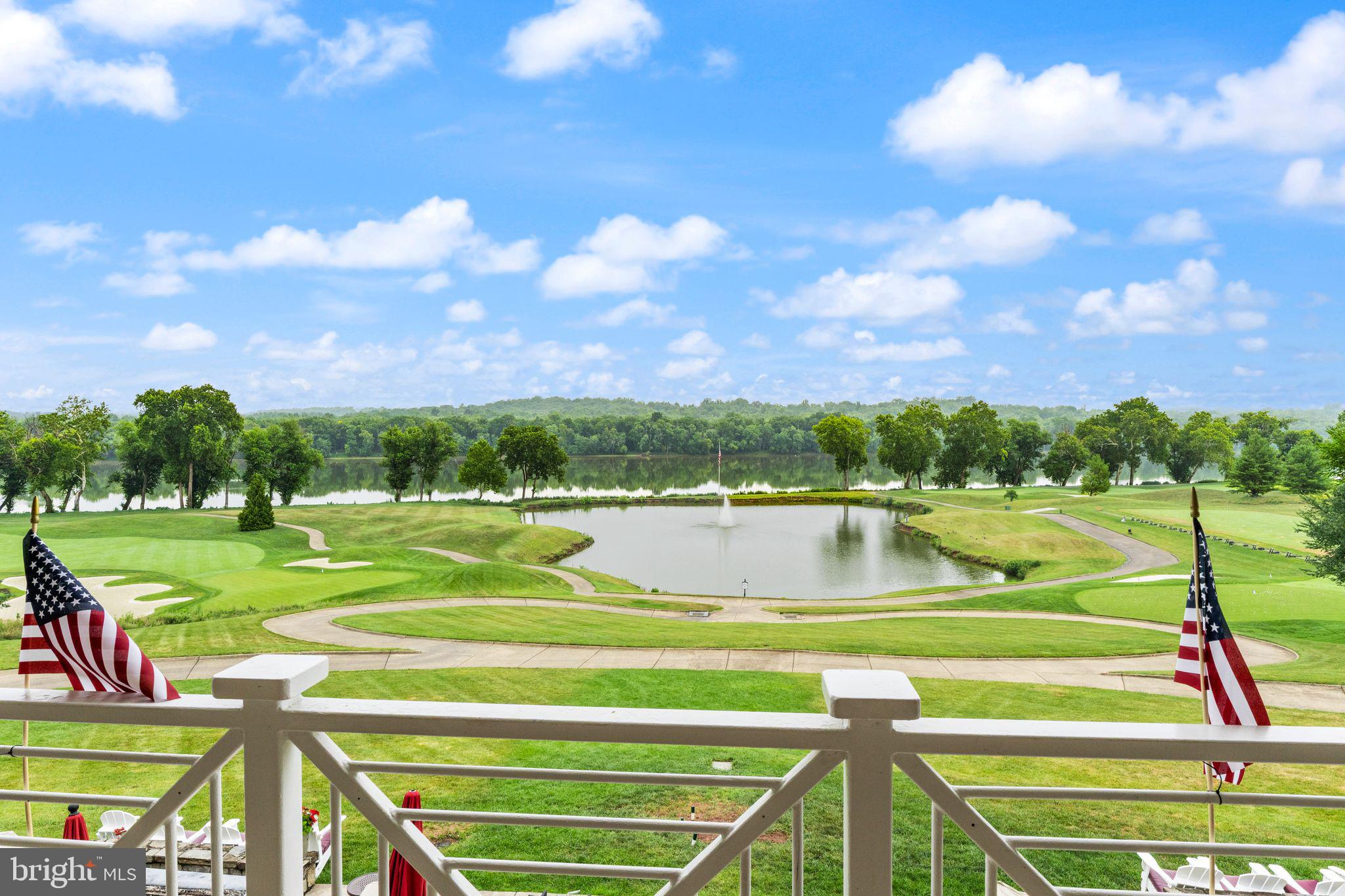 RIVER CREEK - Residential