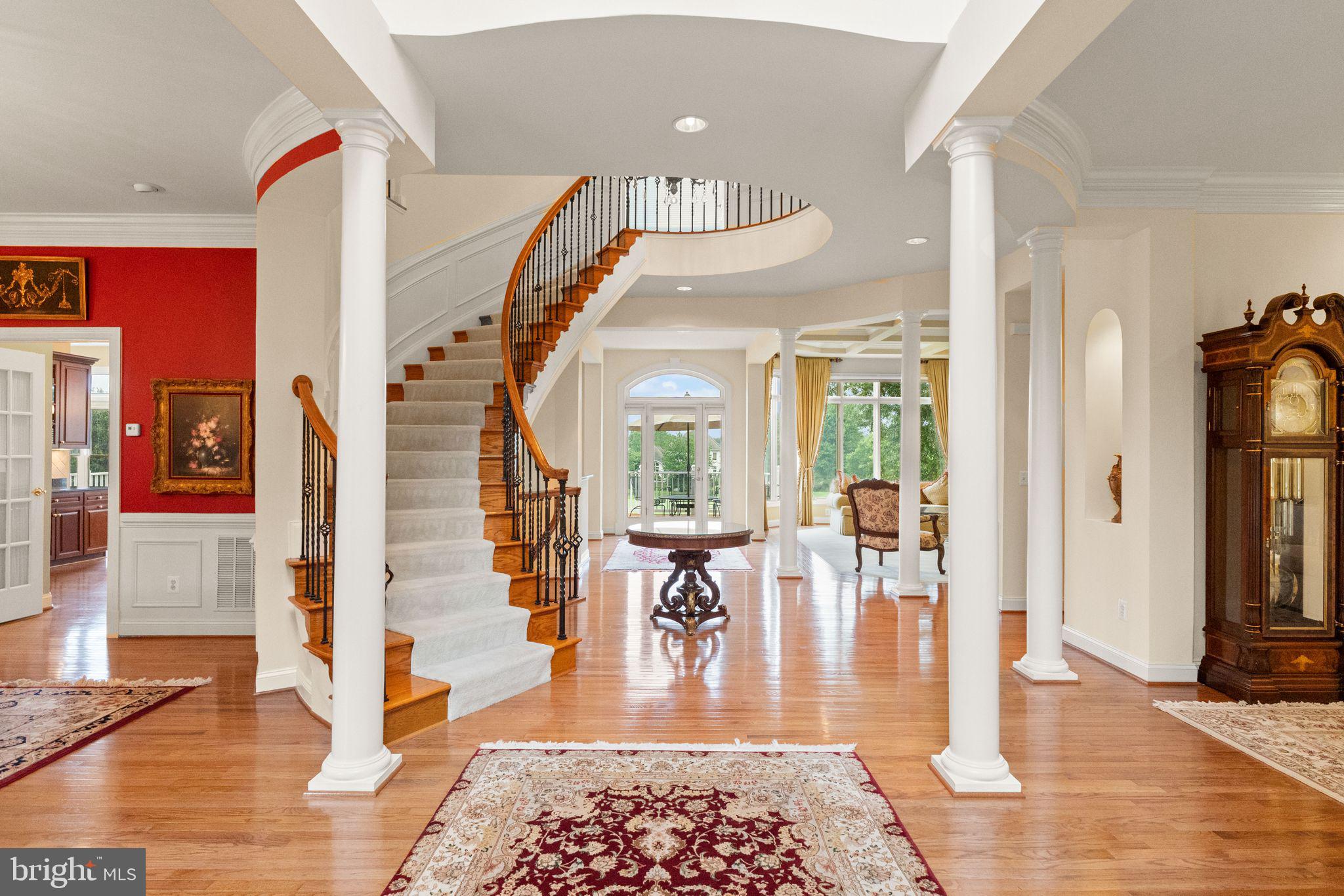RIVER CREEK - Residential