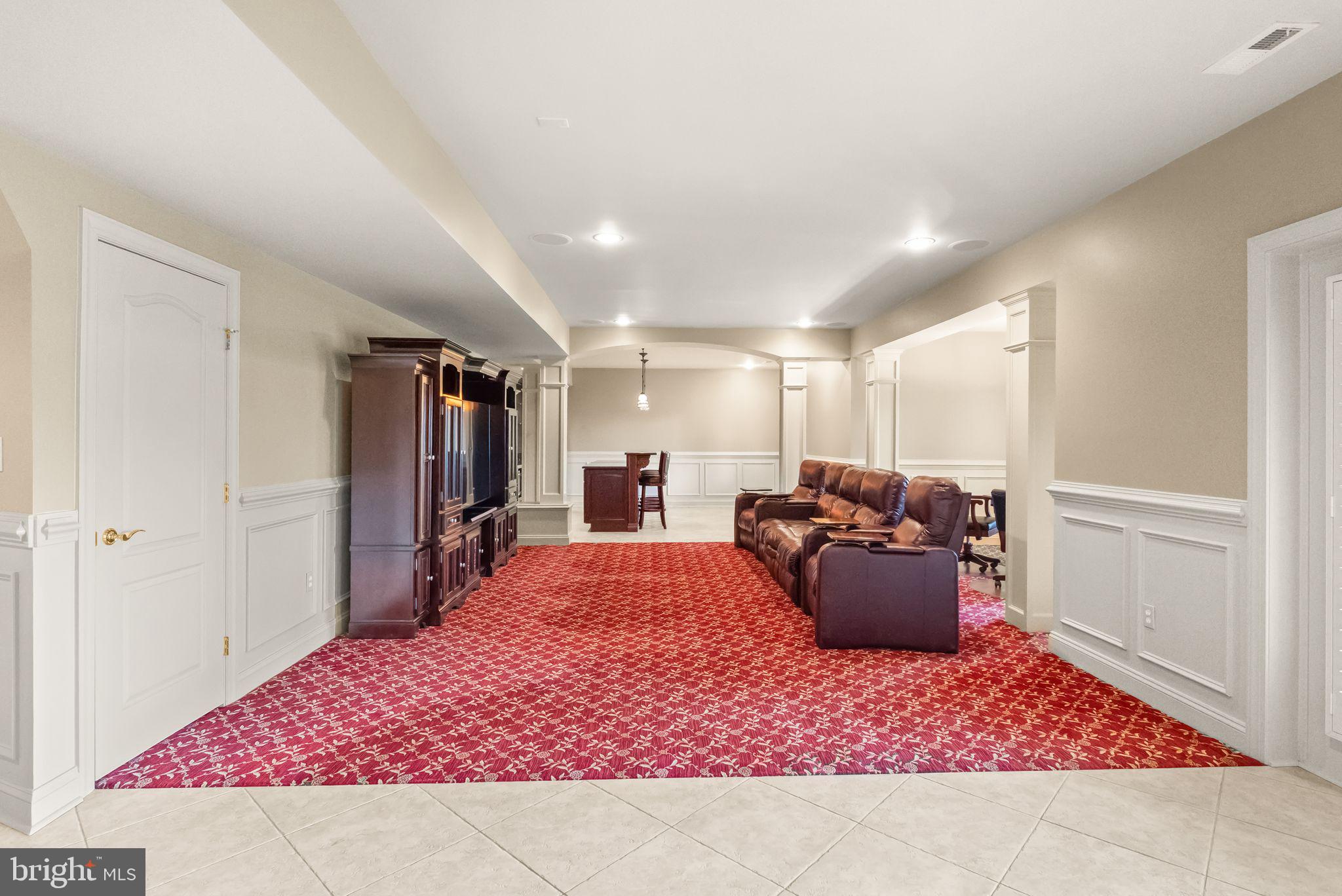 RIVER CREEK - Residential