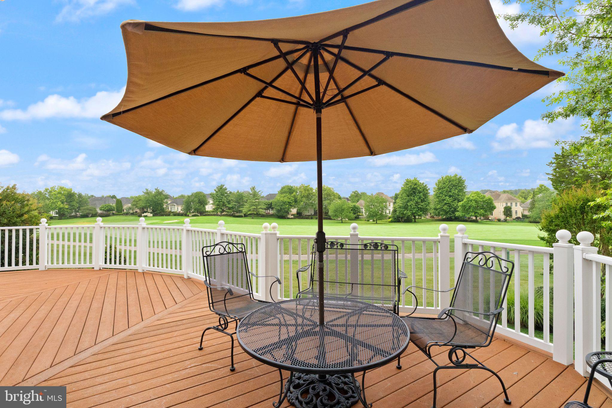 RIVER CREEK - Residential