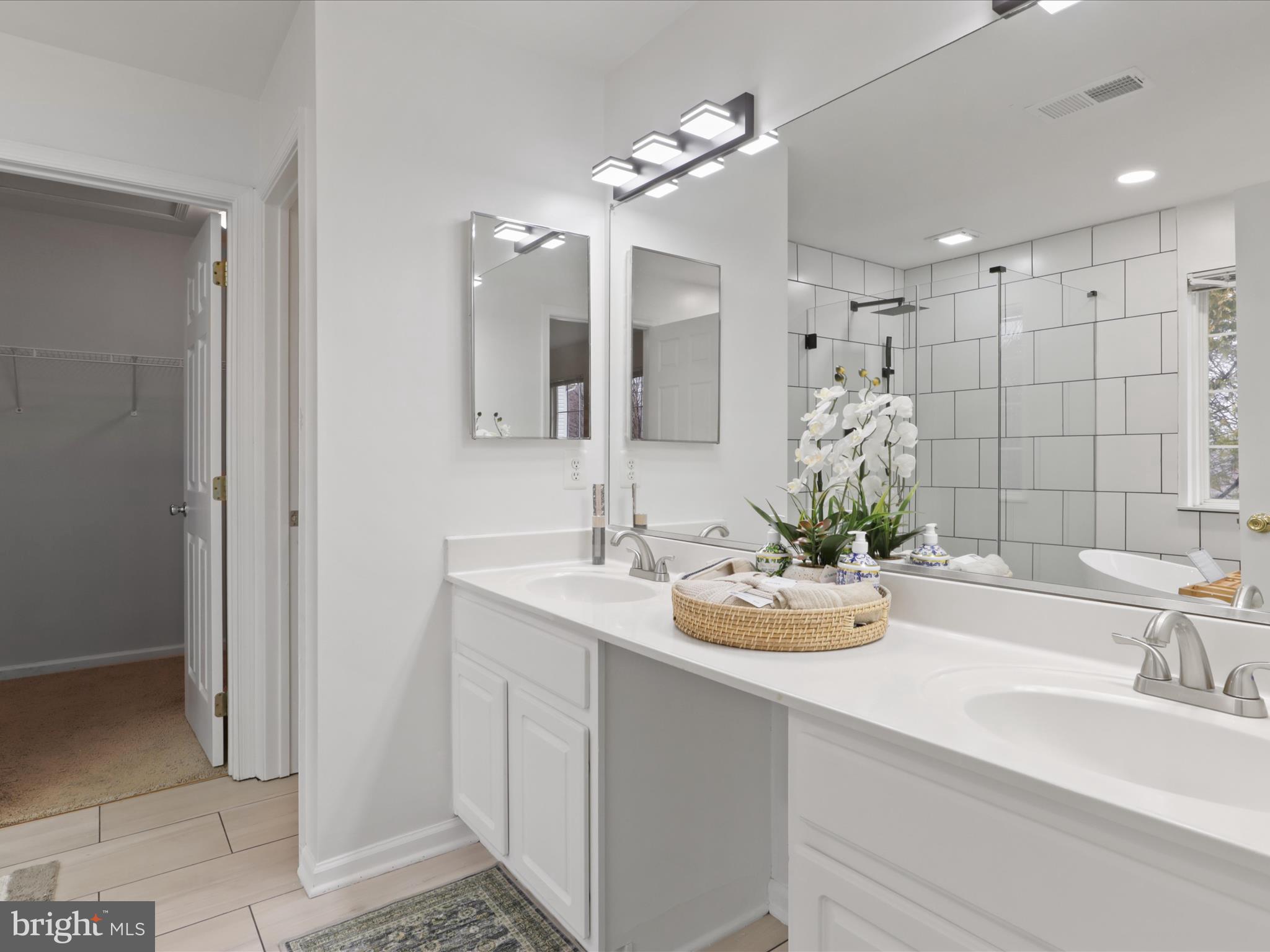 CARDINAL CREST - Residential