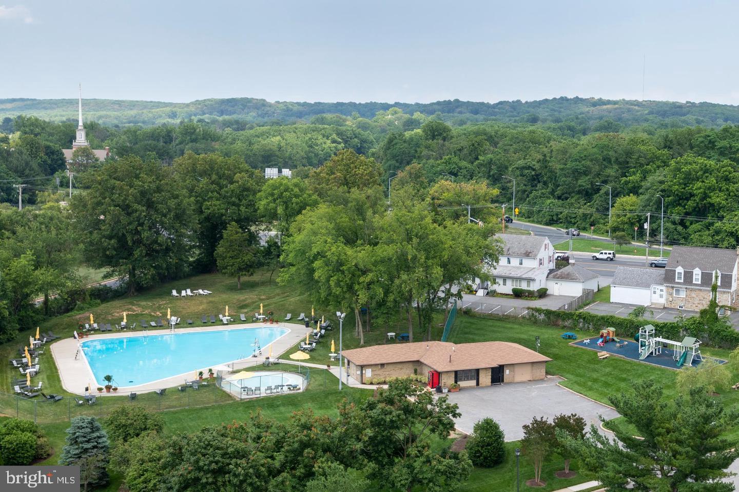 DULANEY TOWERS - Residential