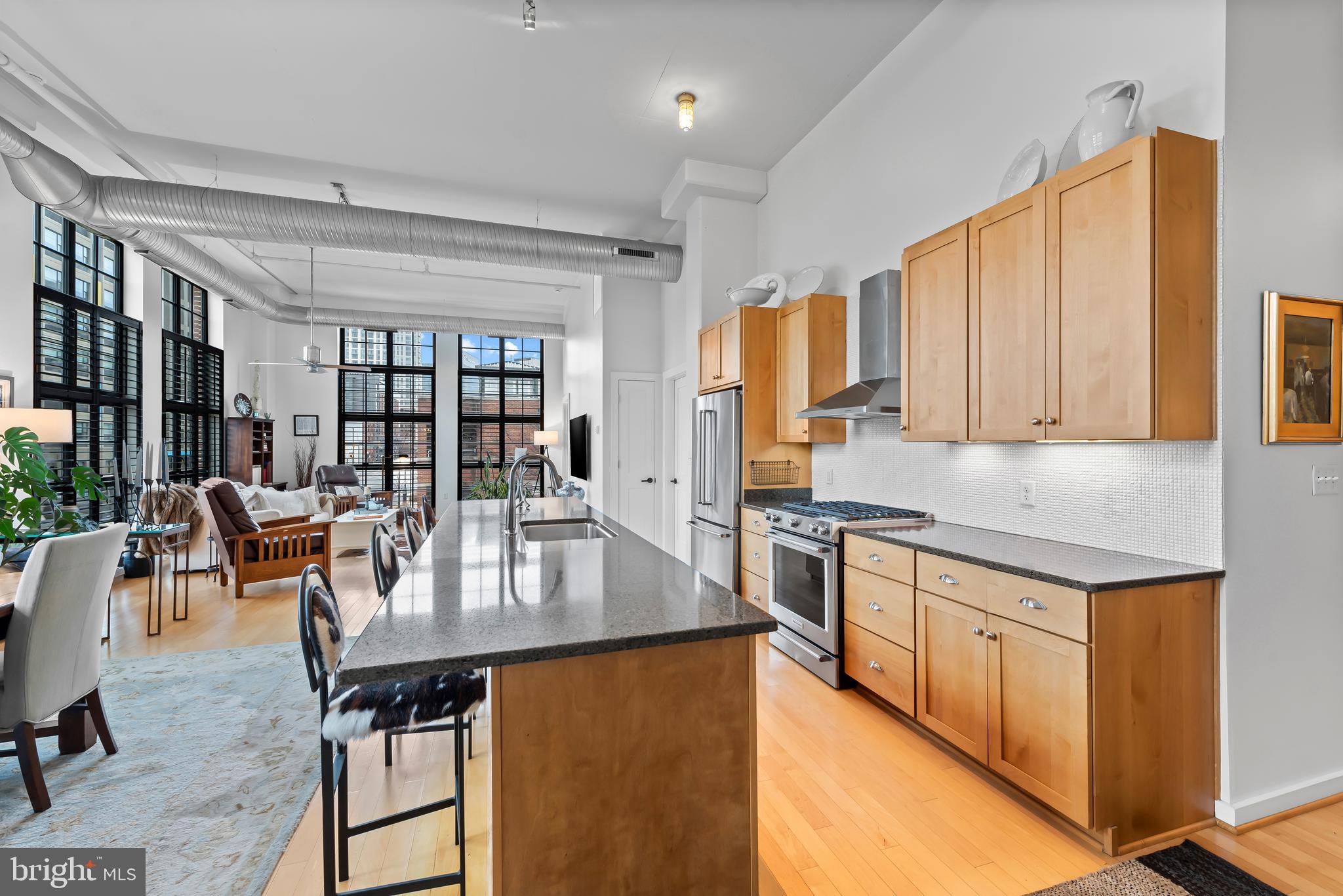 LITTLE ITALY - Residential