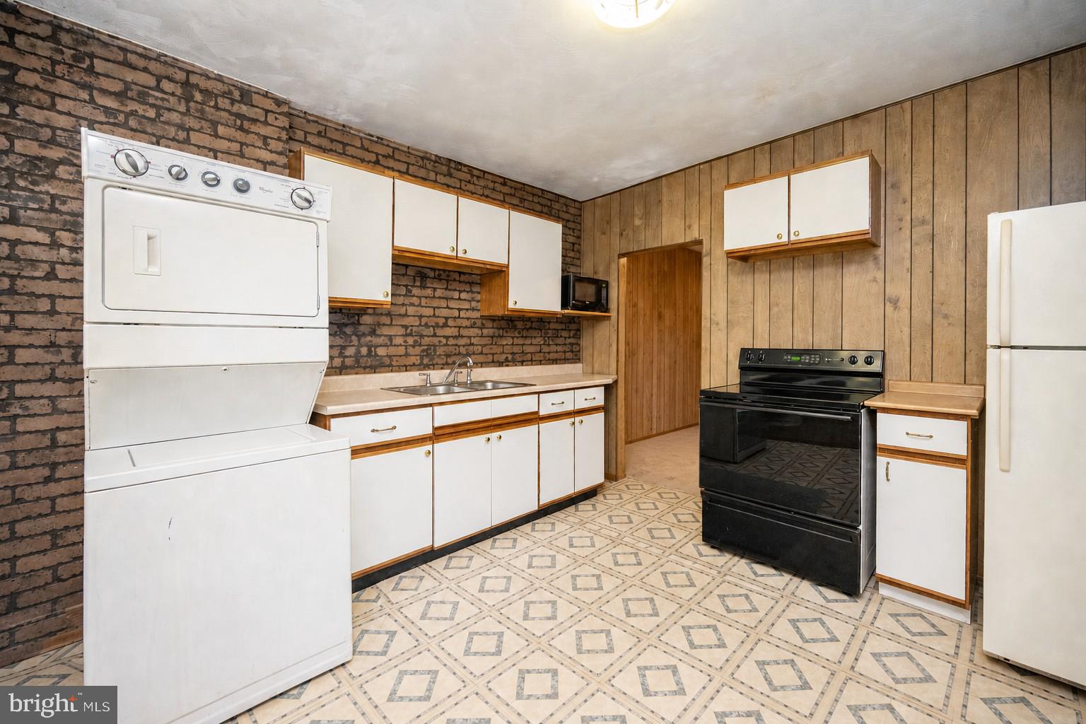 NONE AVAILABLE - Residential Income