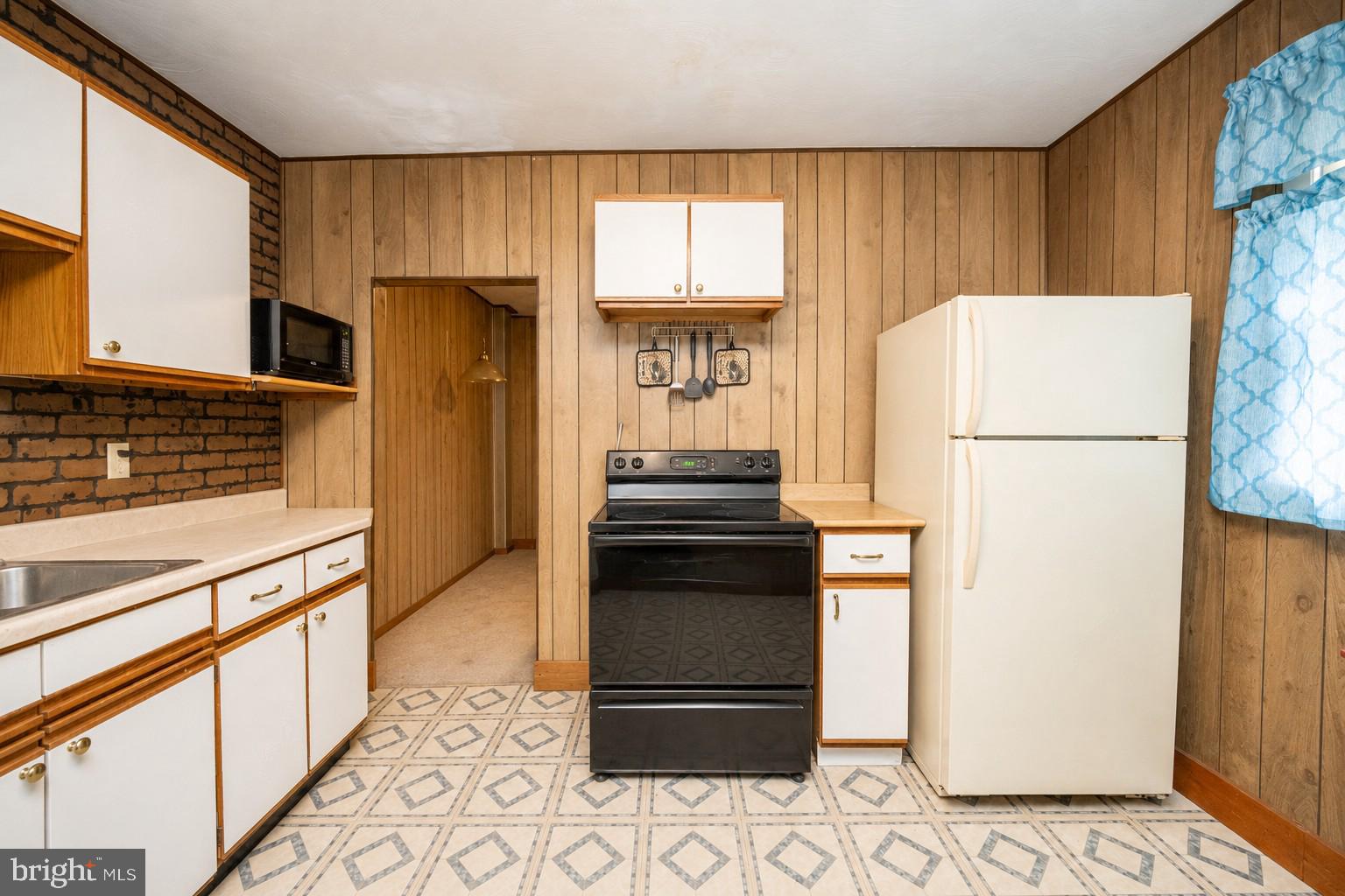 NONE AVAILABLE - Residential Income