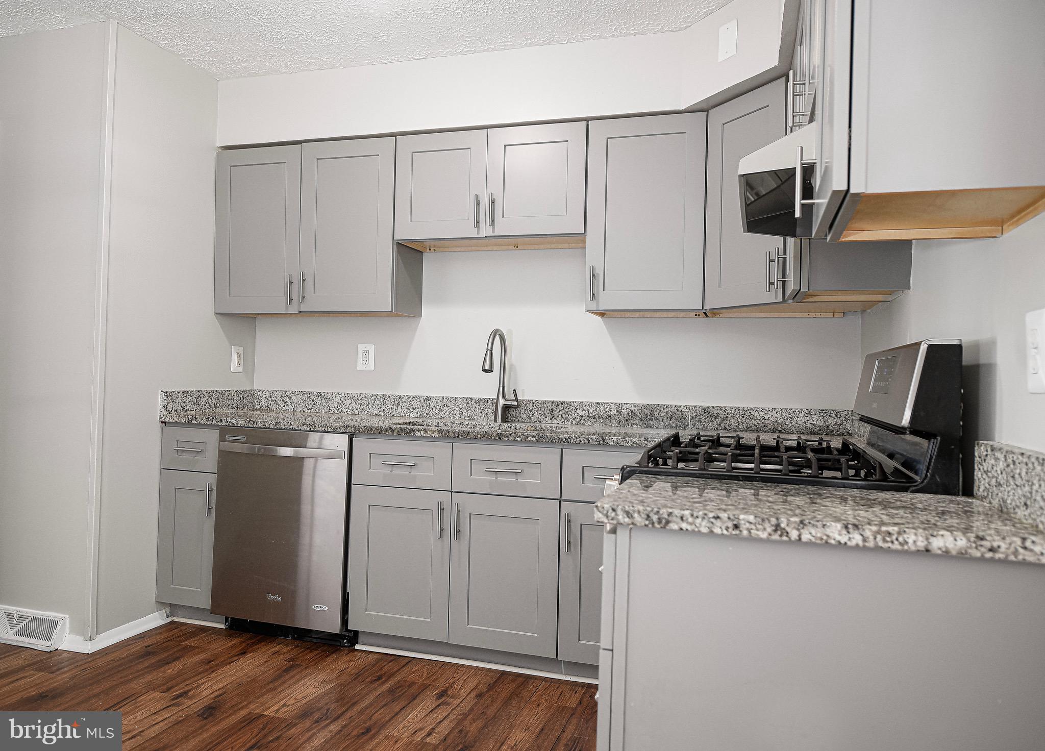 BROADWAY CONDOMINIUMS - Residential