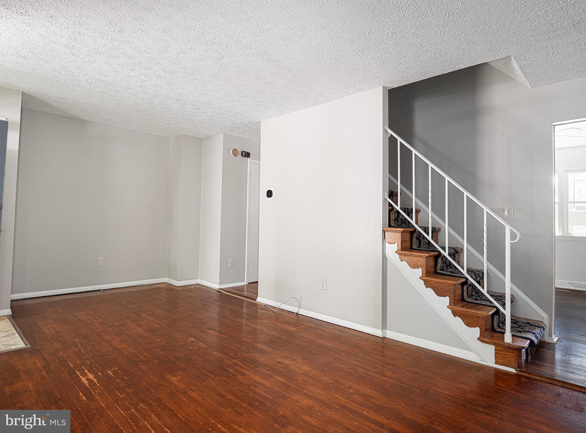 BROADWAY CONDOMINIUMS - Residential