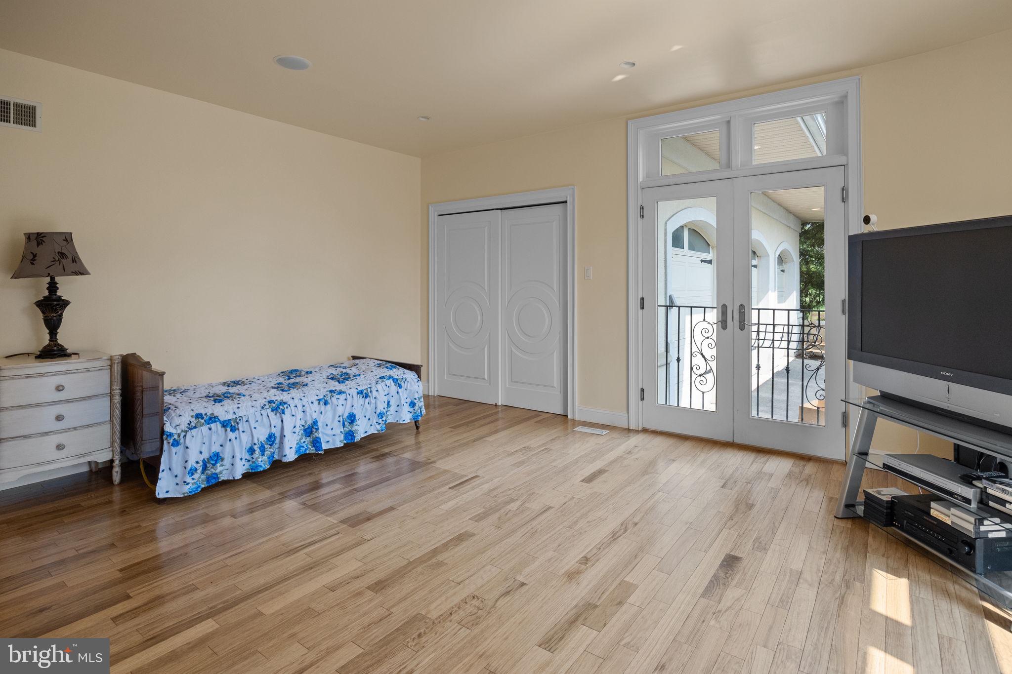 ABINGTON - Residential