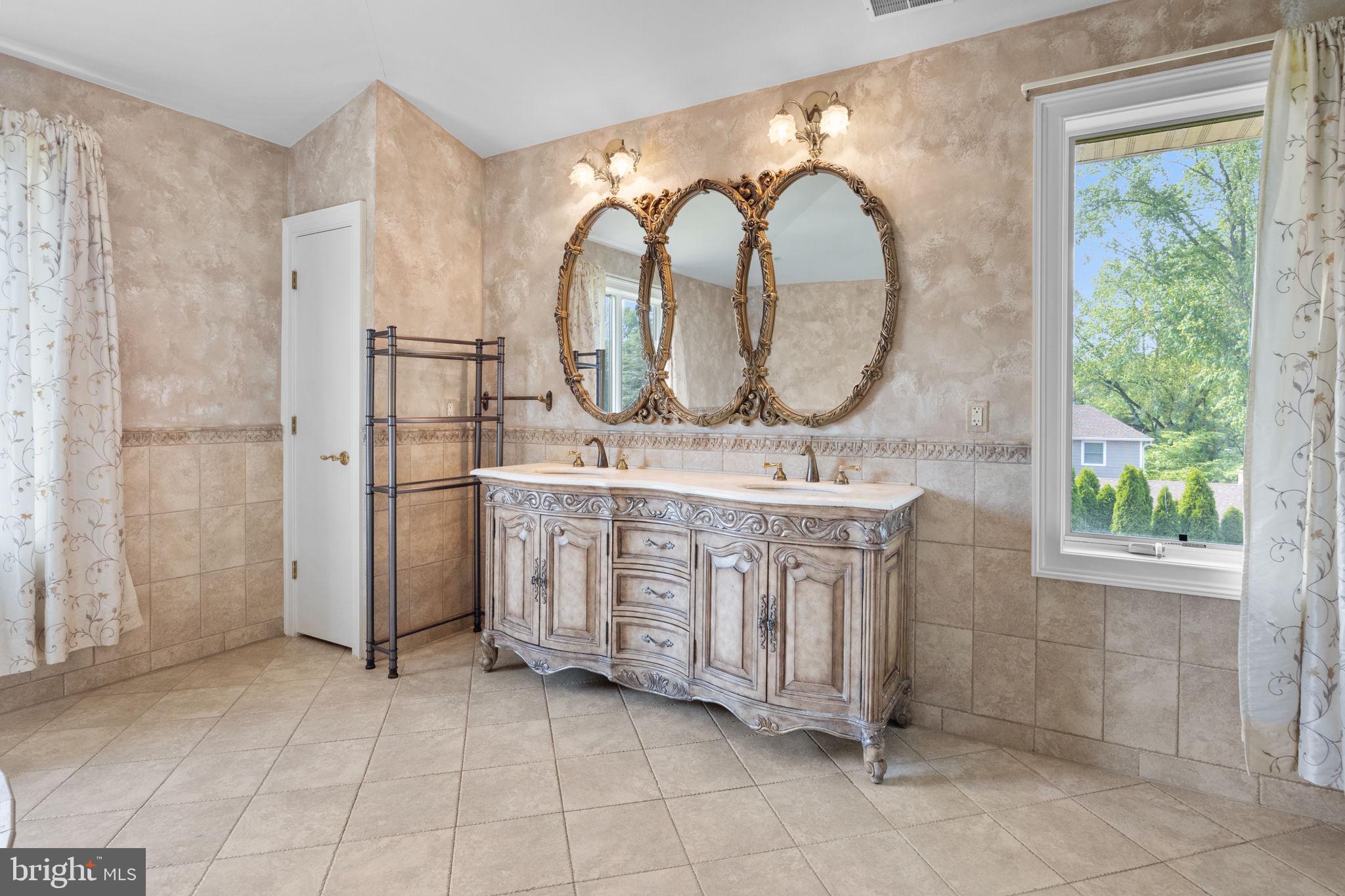 ABINGTON - Residential