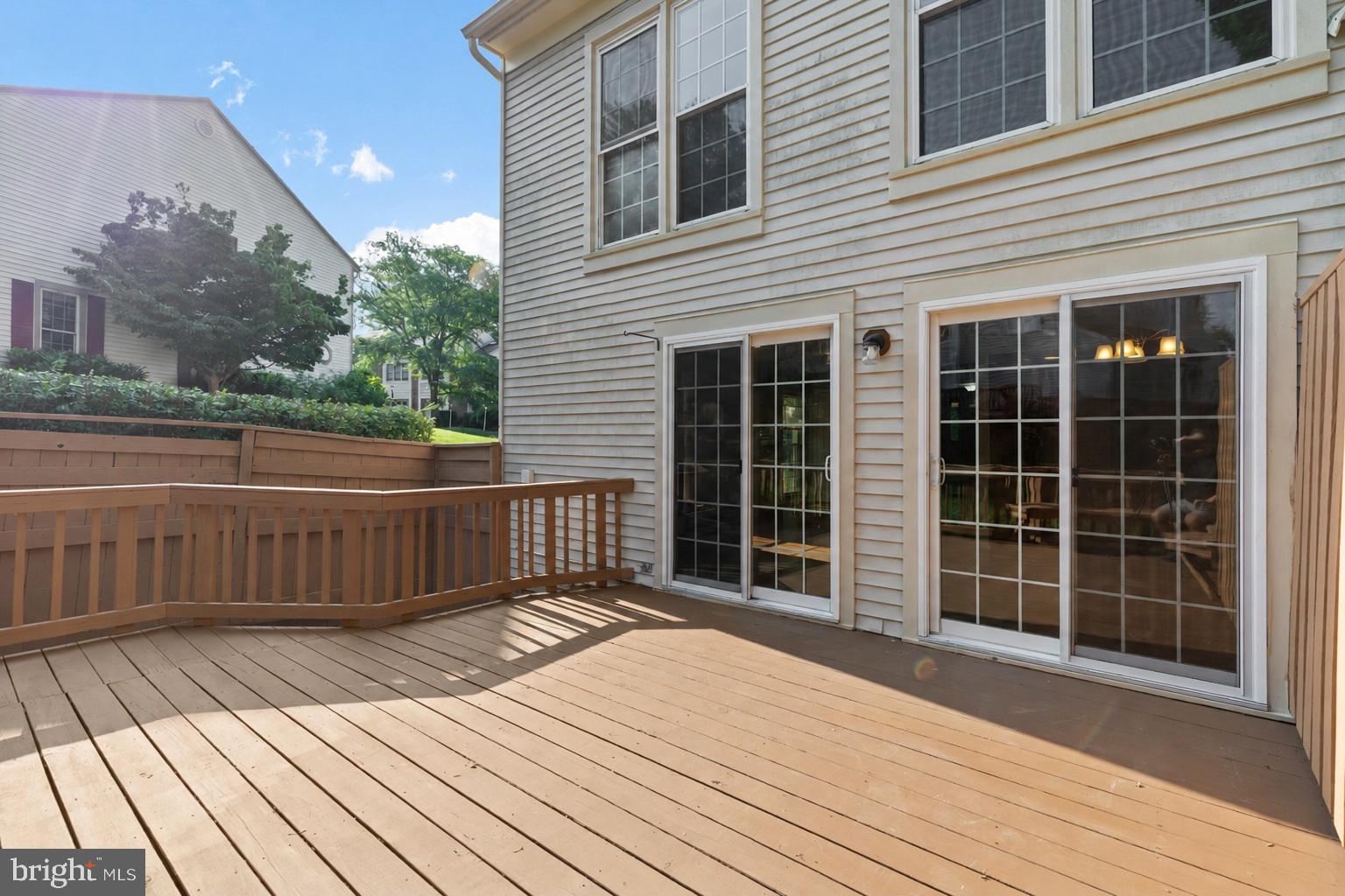 FAIR WOODS - Residential