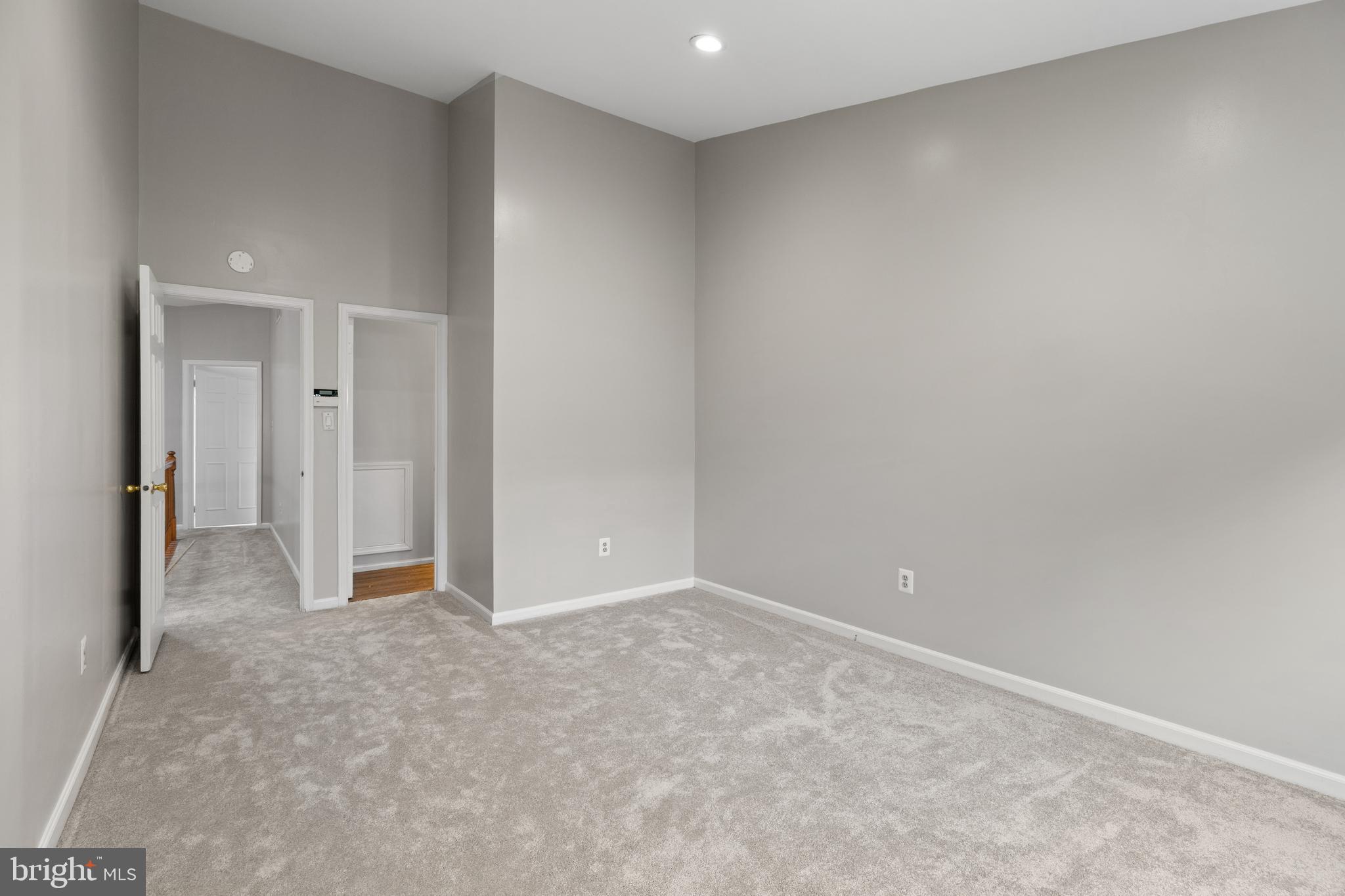 FAIR WOODS - Residential