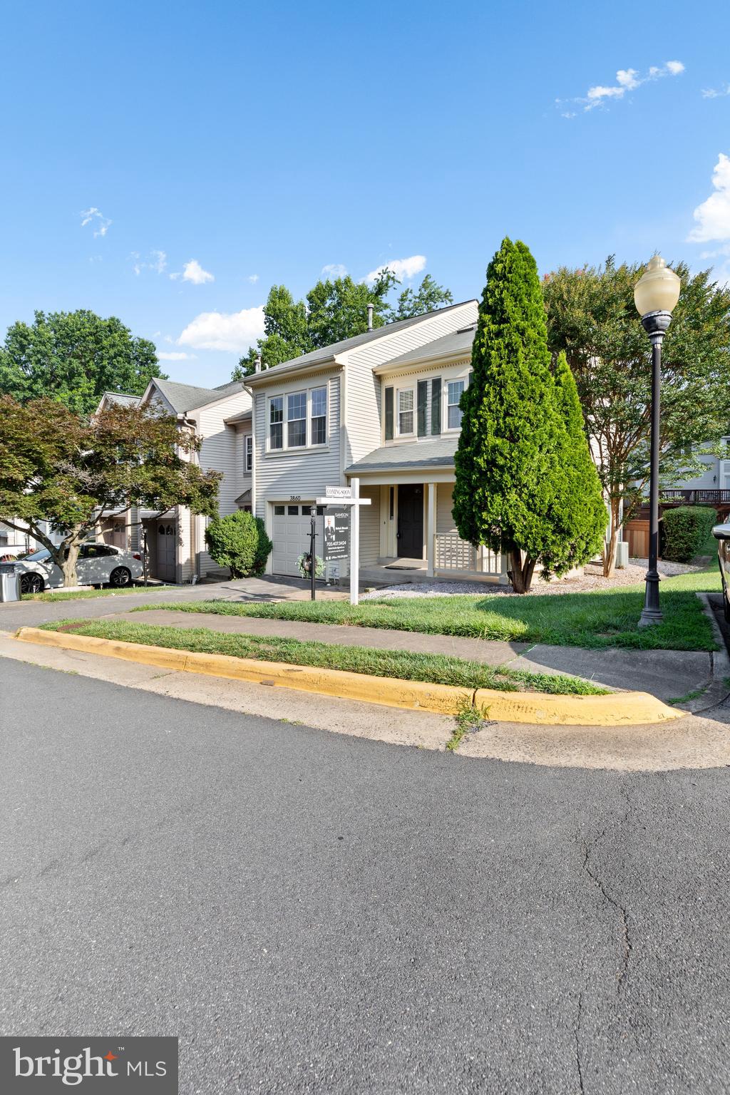 FAIR WOODS - Residential