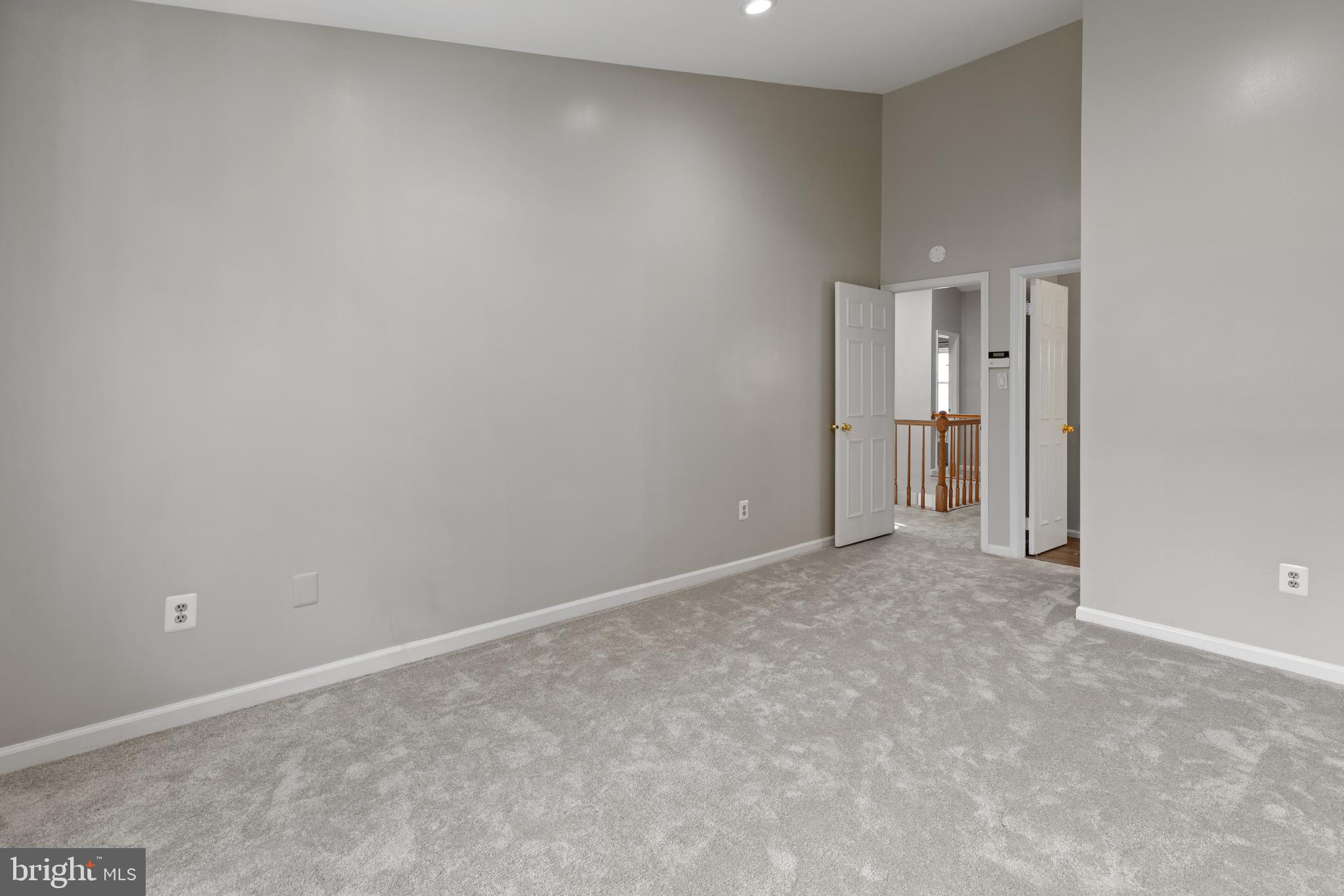 FAIR WOODS - Residential