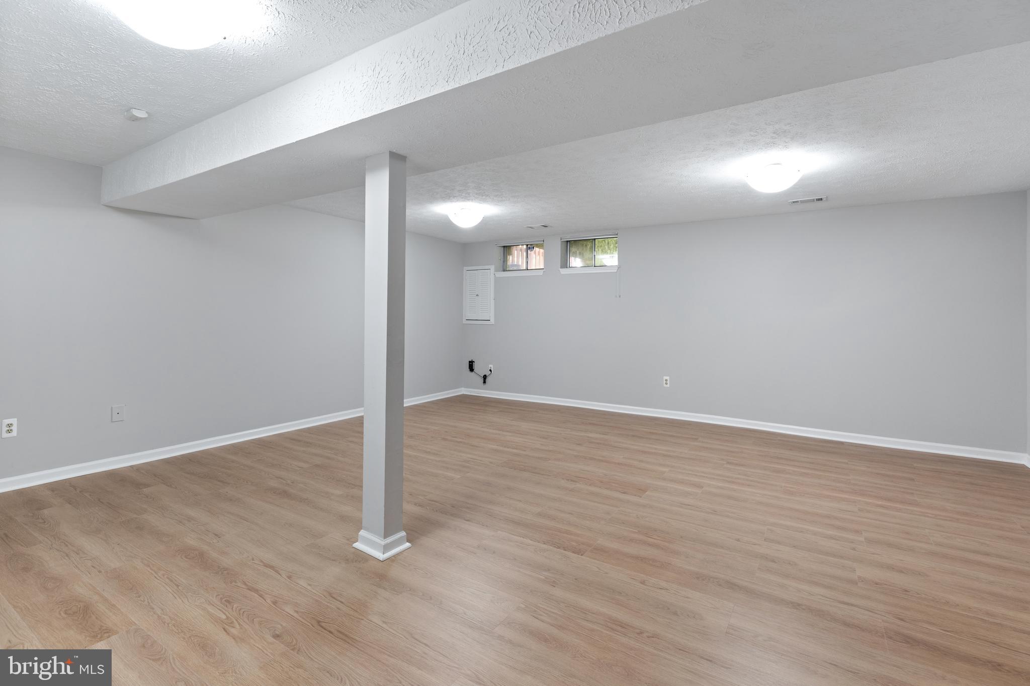 FAIR WOODS - Residential