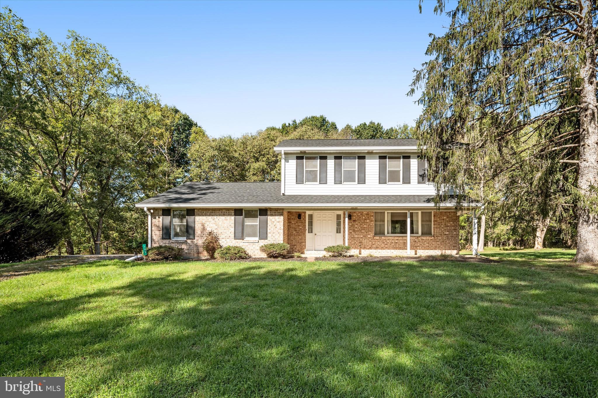 LEDGE LOWE - Residential