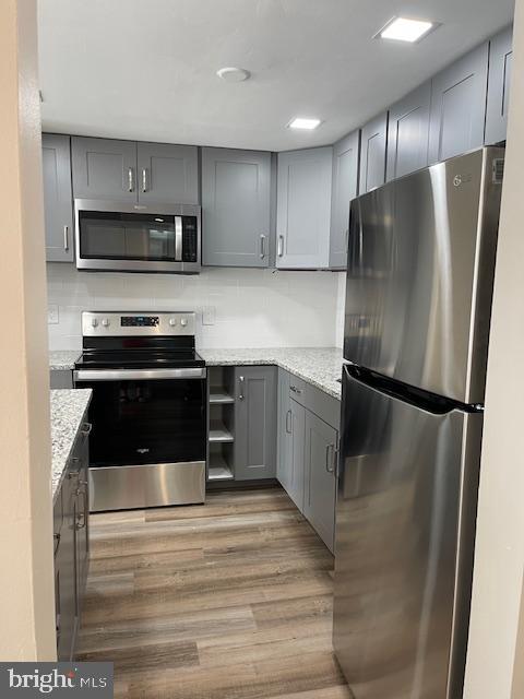 SENTINEL OF LANDMARK - Residential Lease