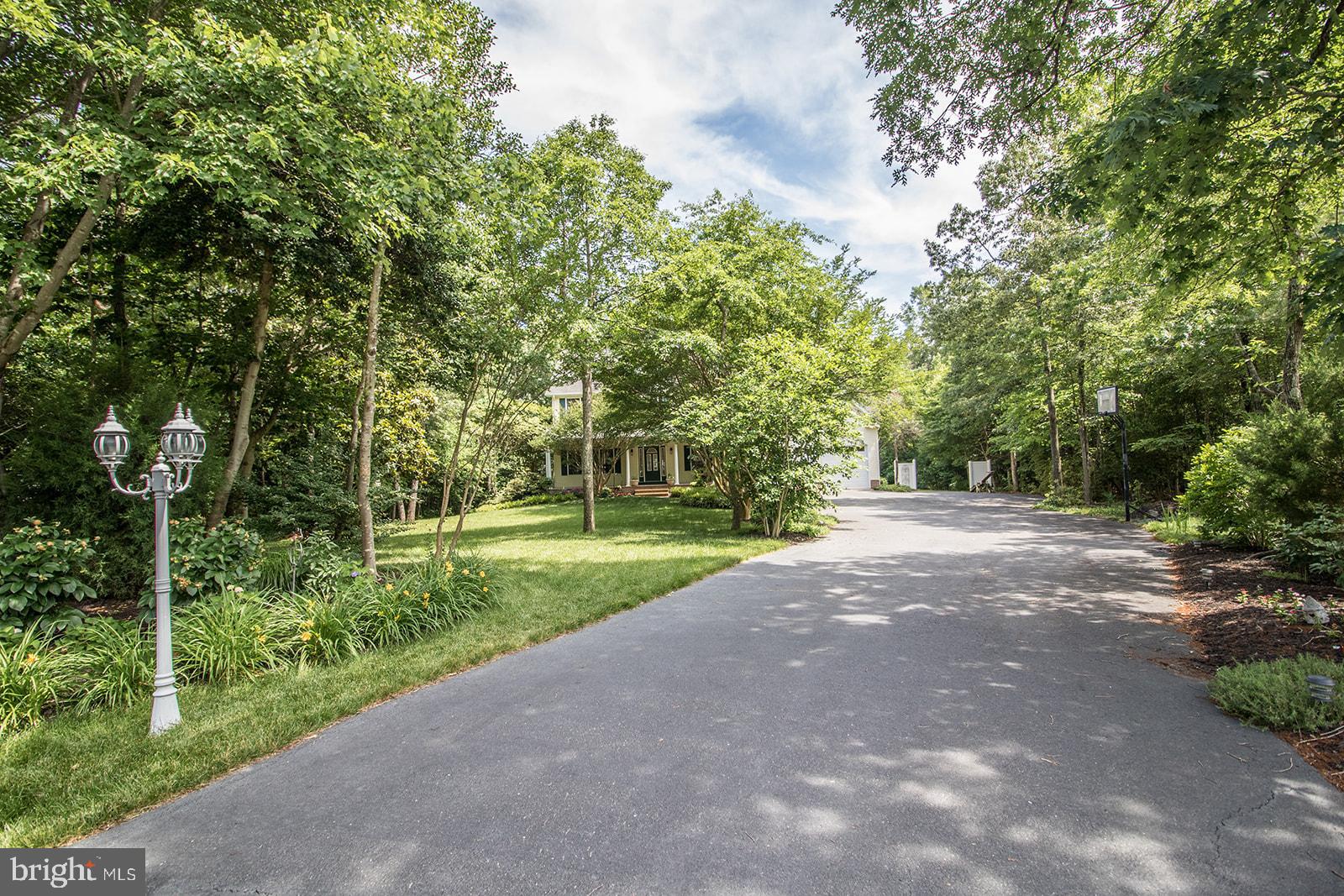 CHESTNUT HILLS - Residential