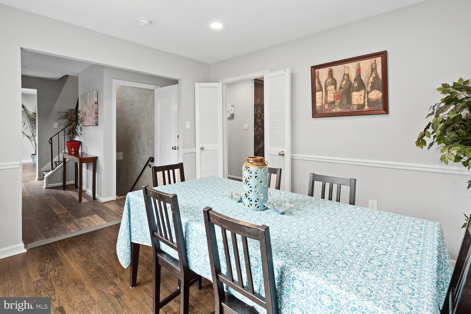 RESTON - Residential