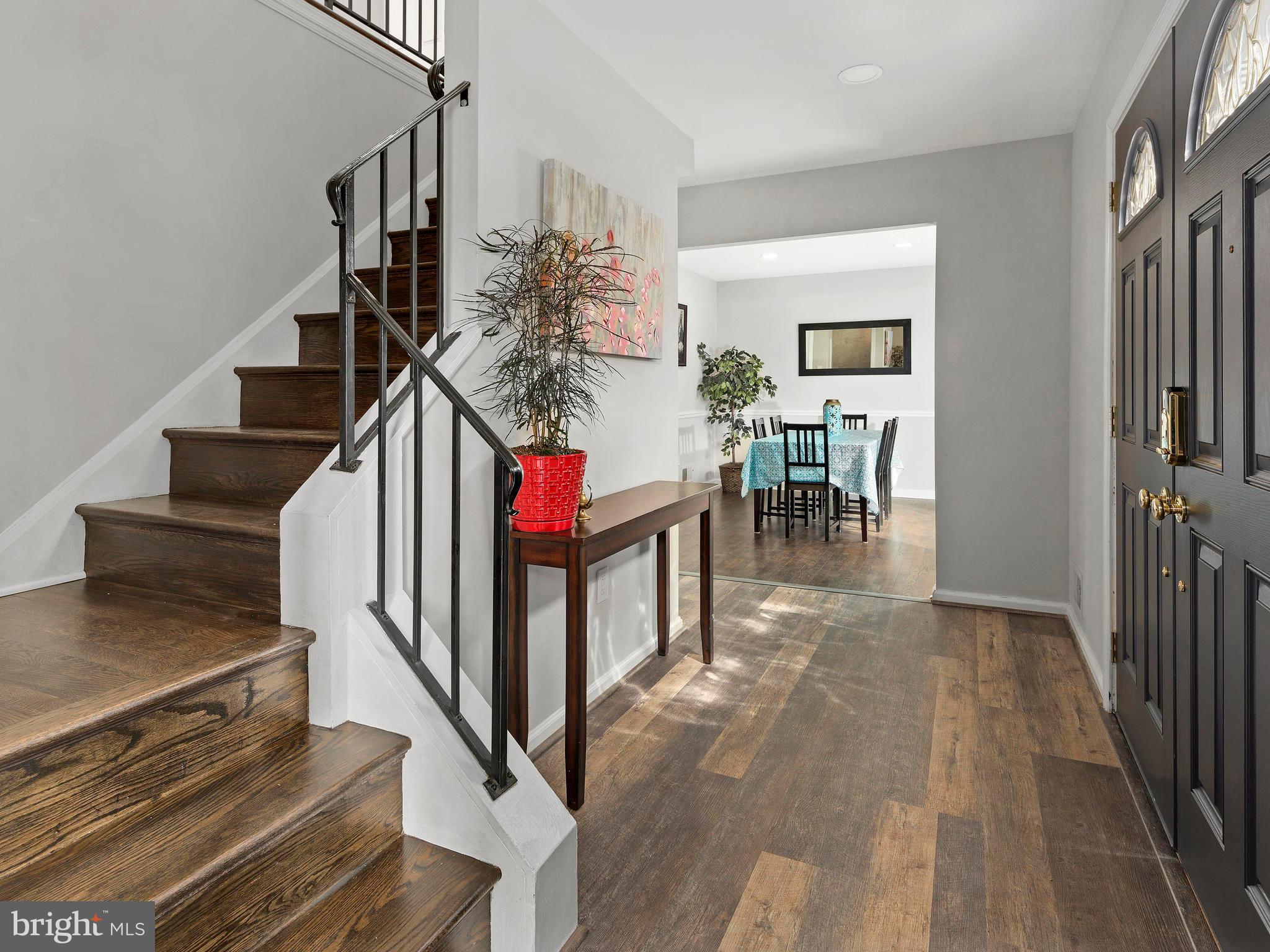 RESTON - Residential