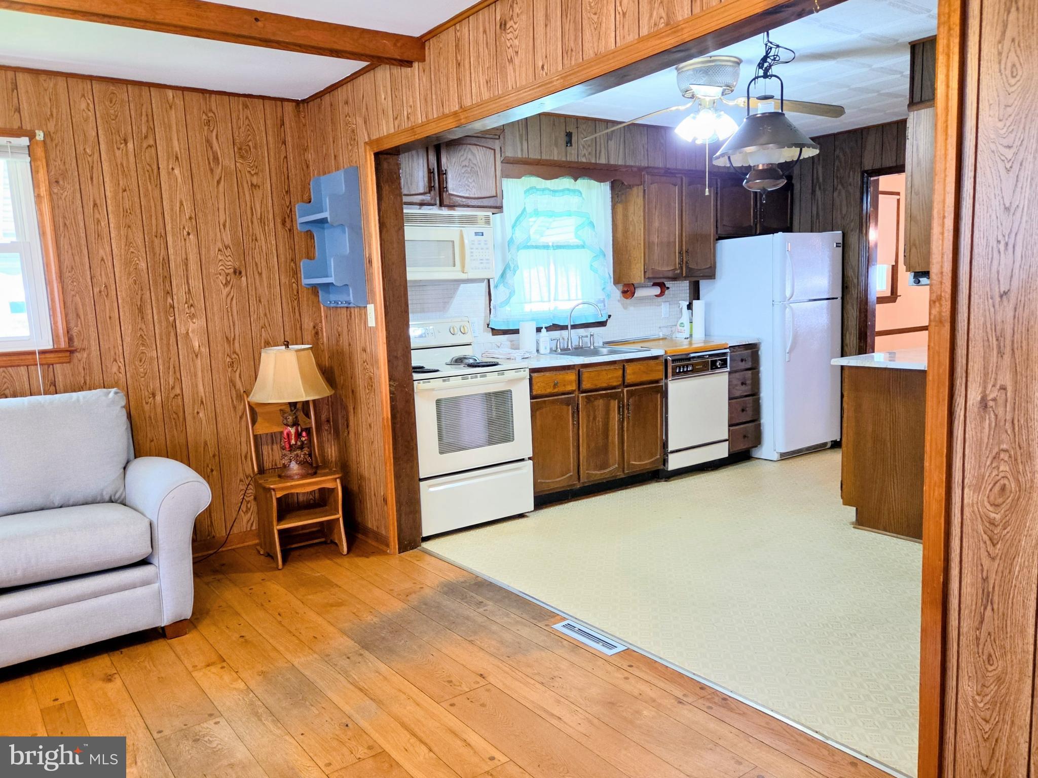 DUNLINDEN ACRES - Residential