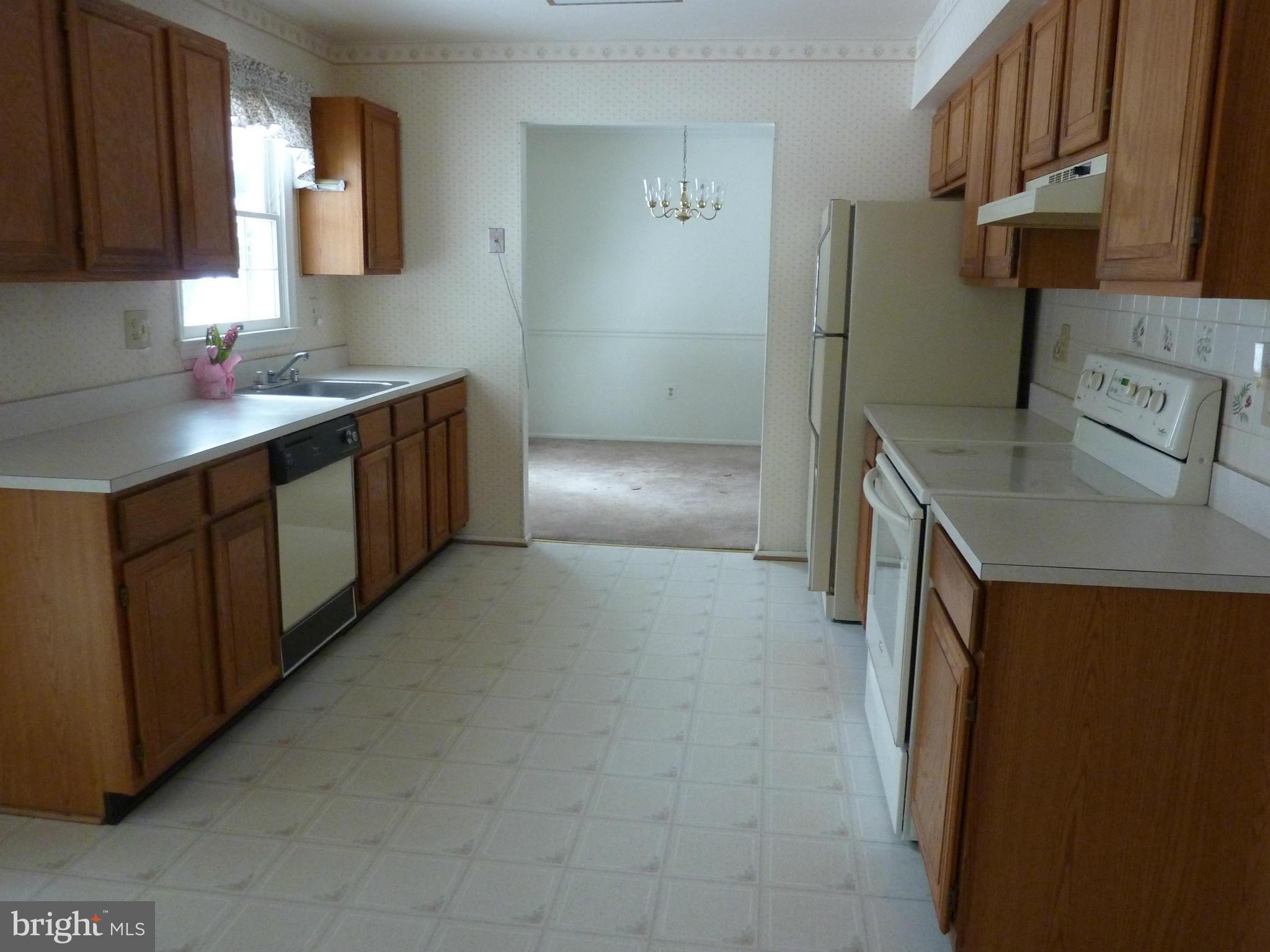BURLEIGH MANOR - Residential