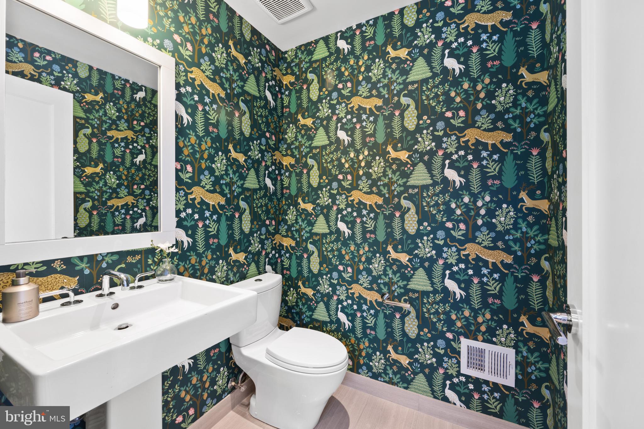 BRIGHTLEAF AND COOPER - Residential