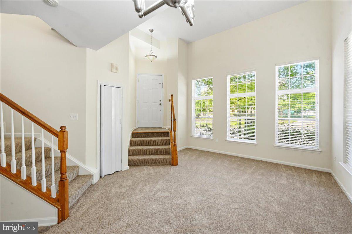 THE TOWNES AT VILLAGE PLACE - Residential