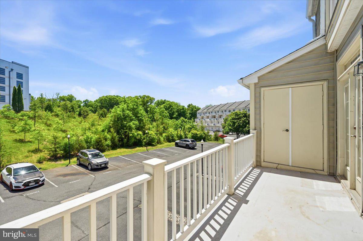 THE TOWNES AT VILLAGE PLACE - Residential