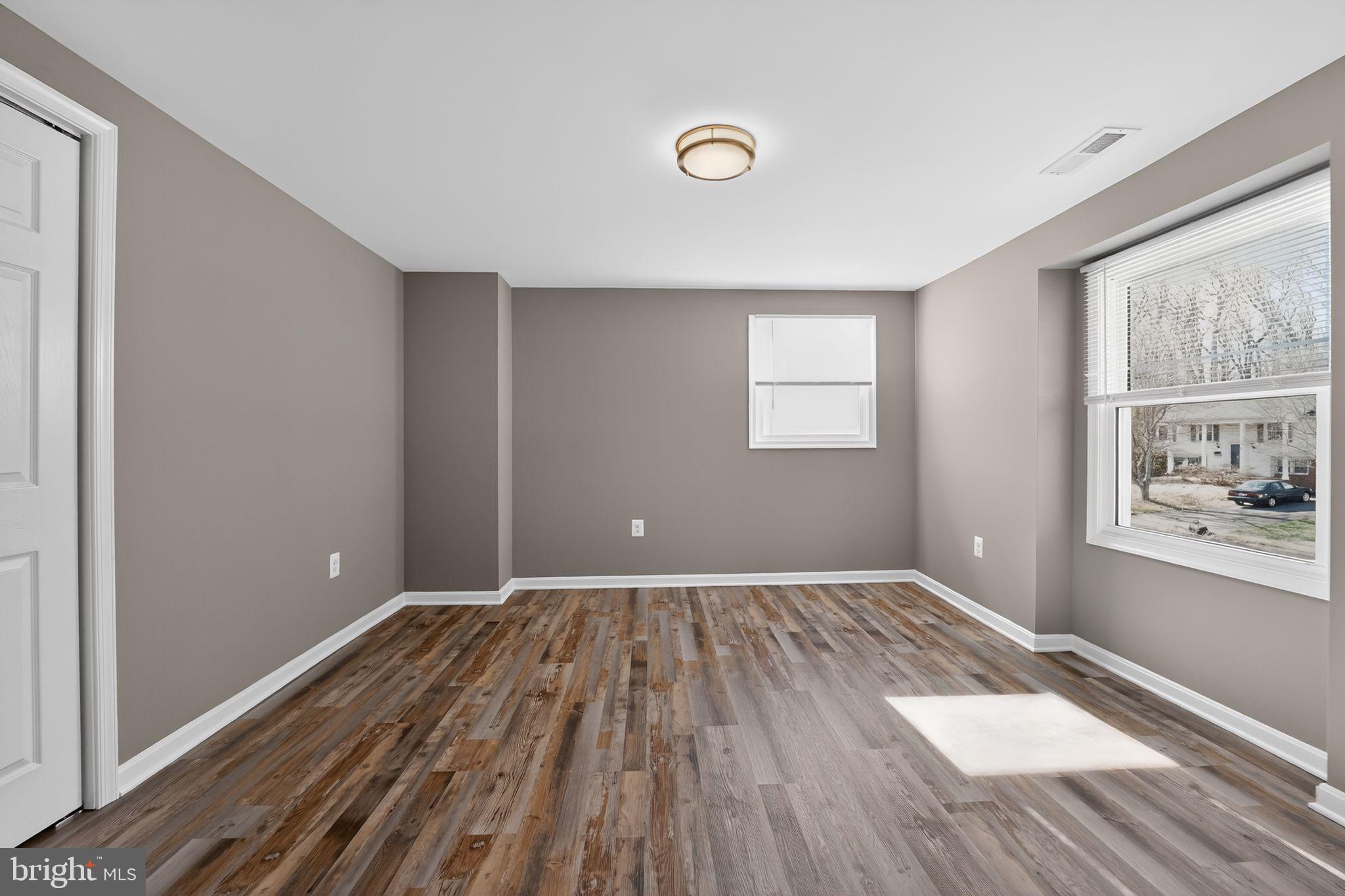 AMBER MEADOWS - Residential