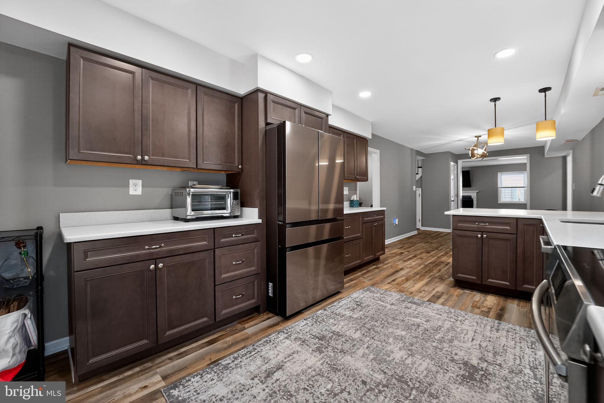 AMBER MEADOWS - Residential