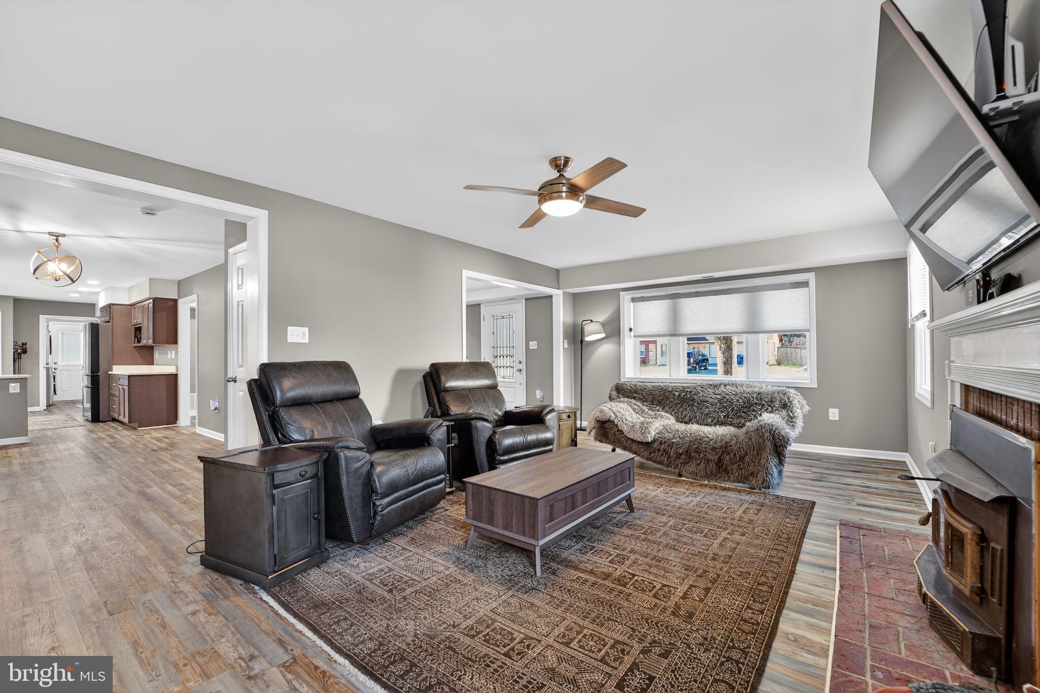 AMBER MEADOWS - Residential