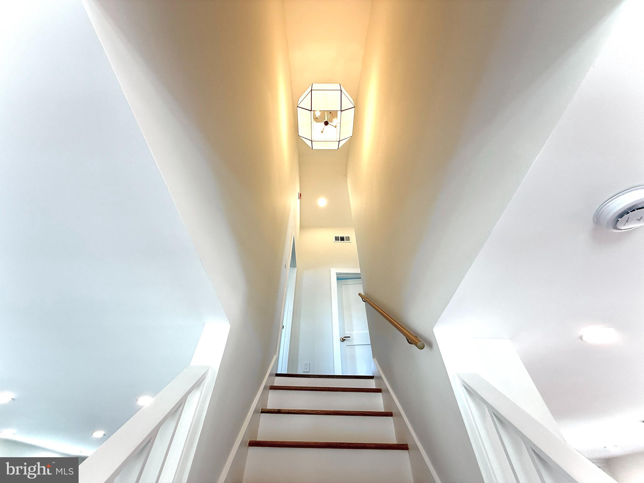 LAURELDALE - Residential