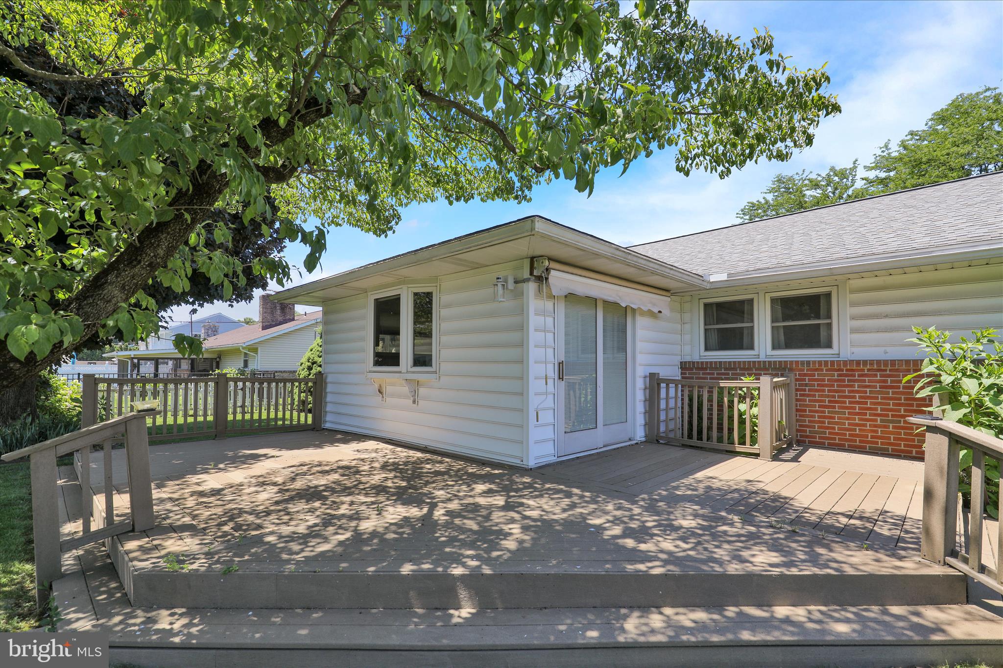 COLONY PARK - Residential