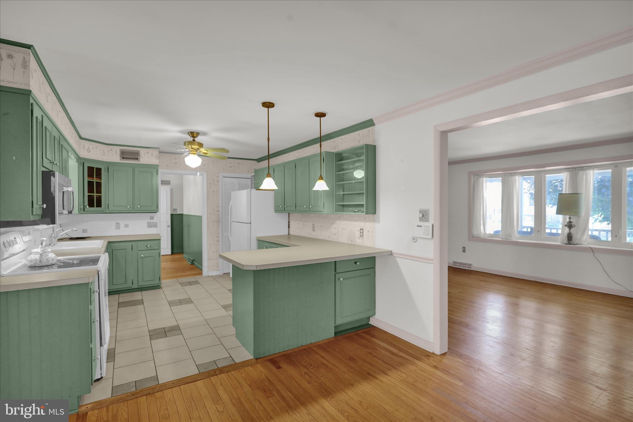 COLONY PARK - Residential