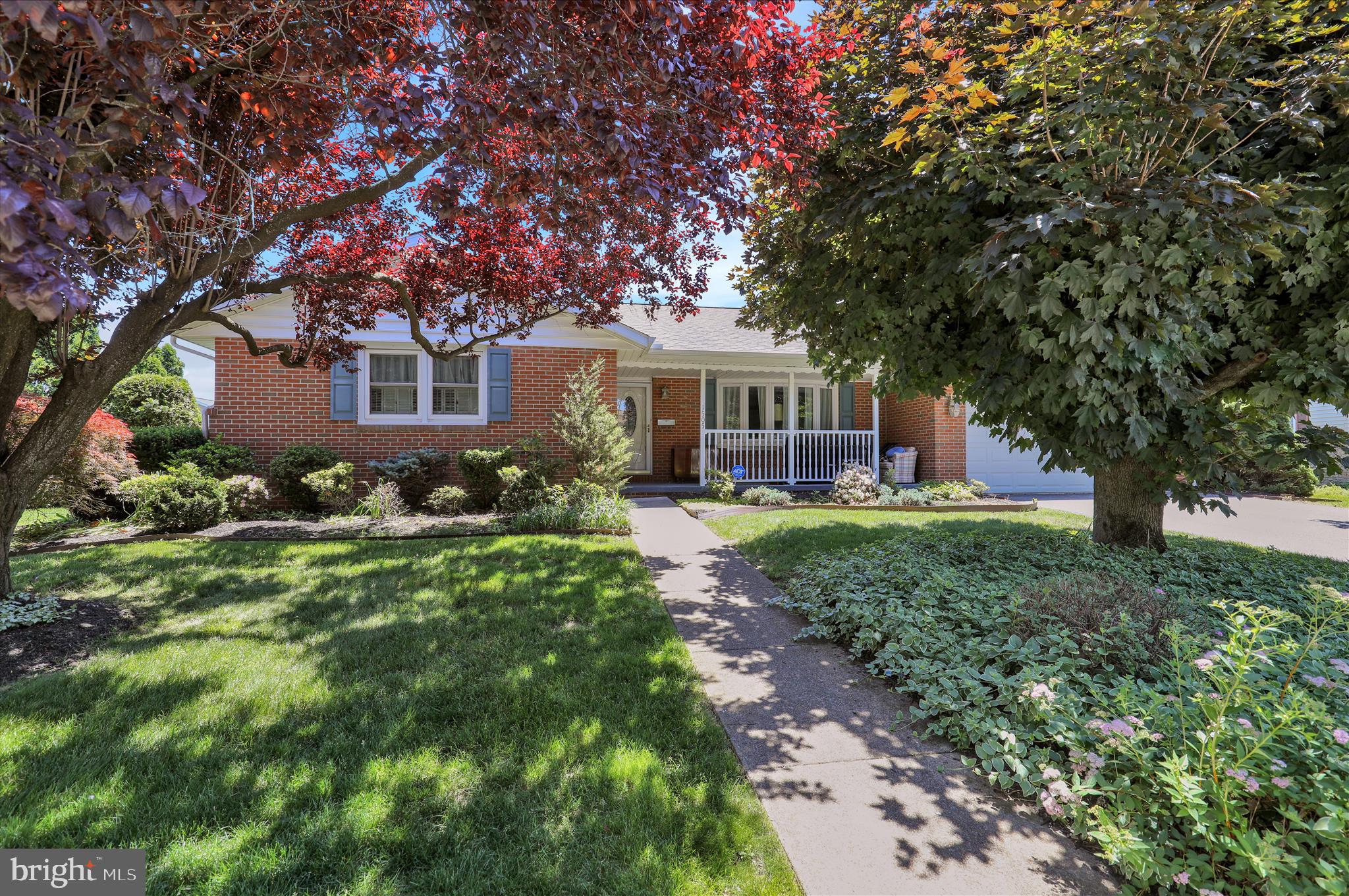 COLONY PARK - Residential
