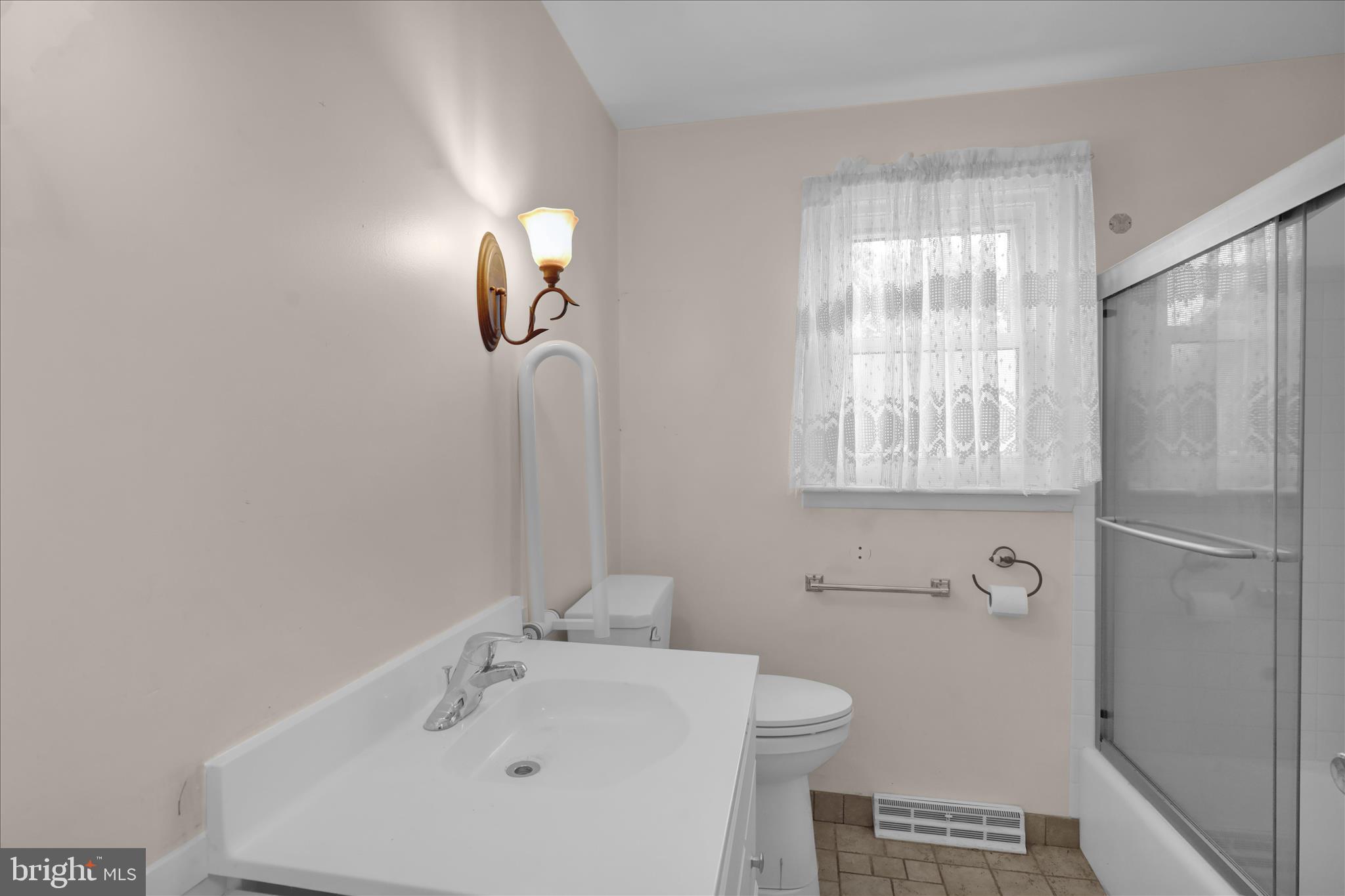 COLONY PARK - Residential
