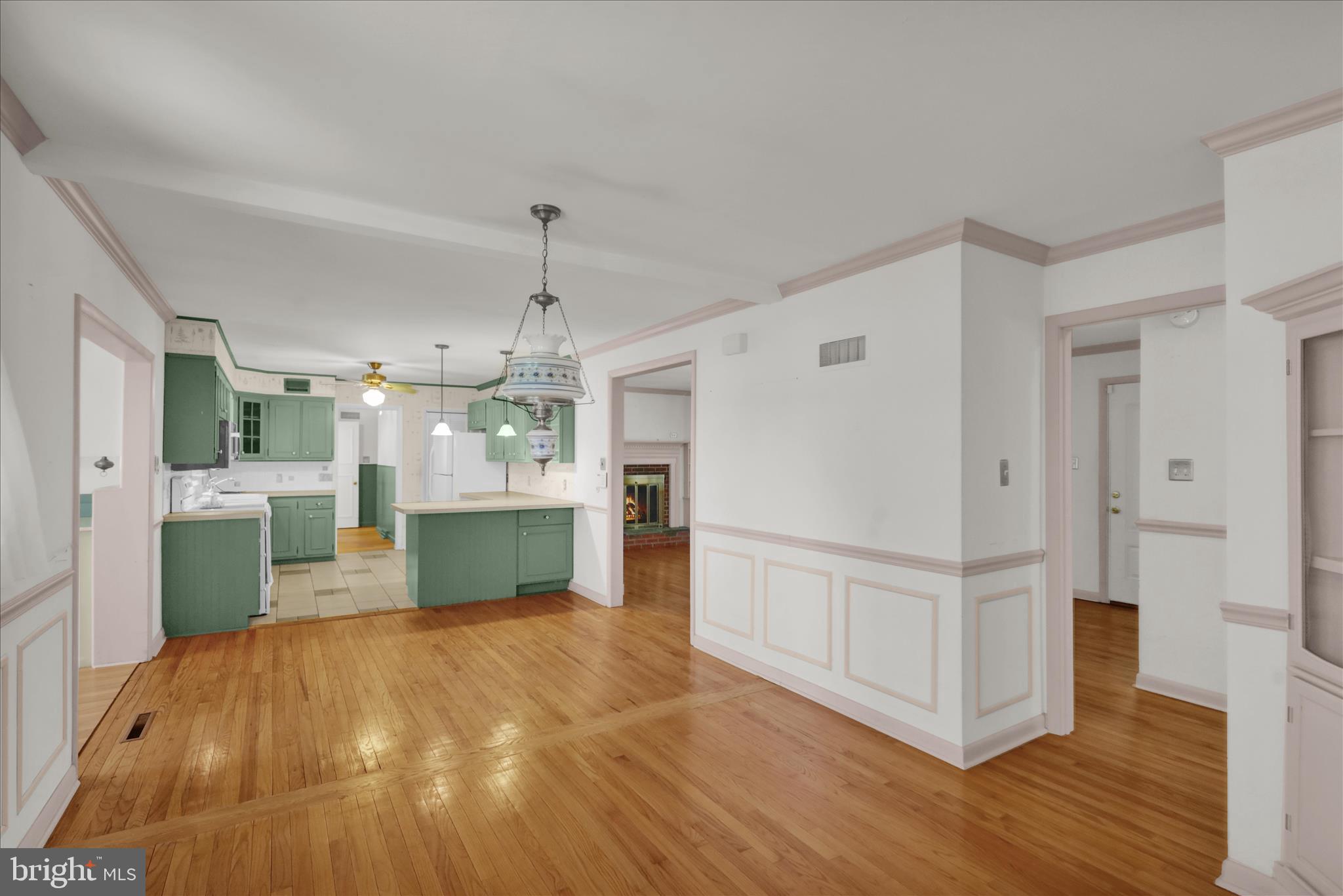 COLONY PARK - Residential