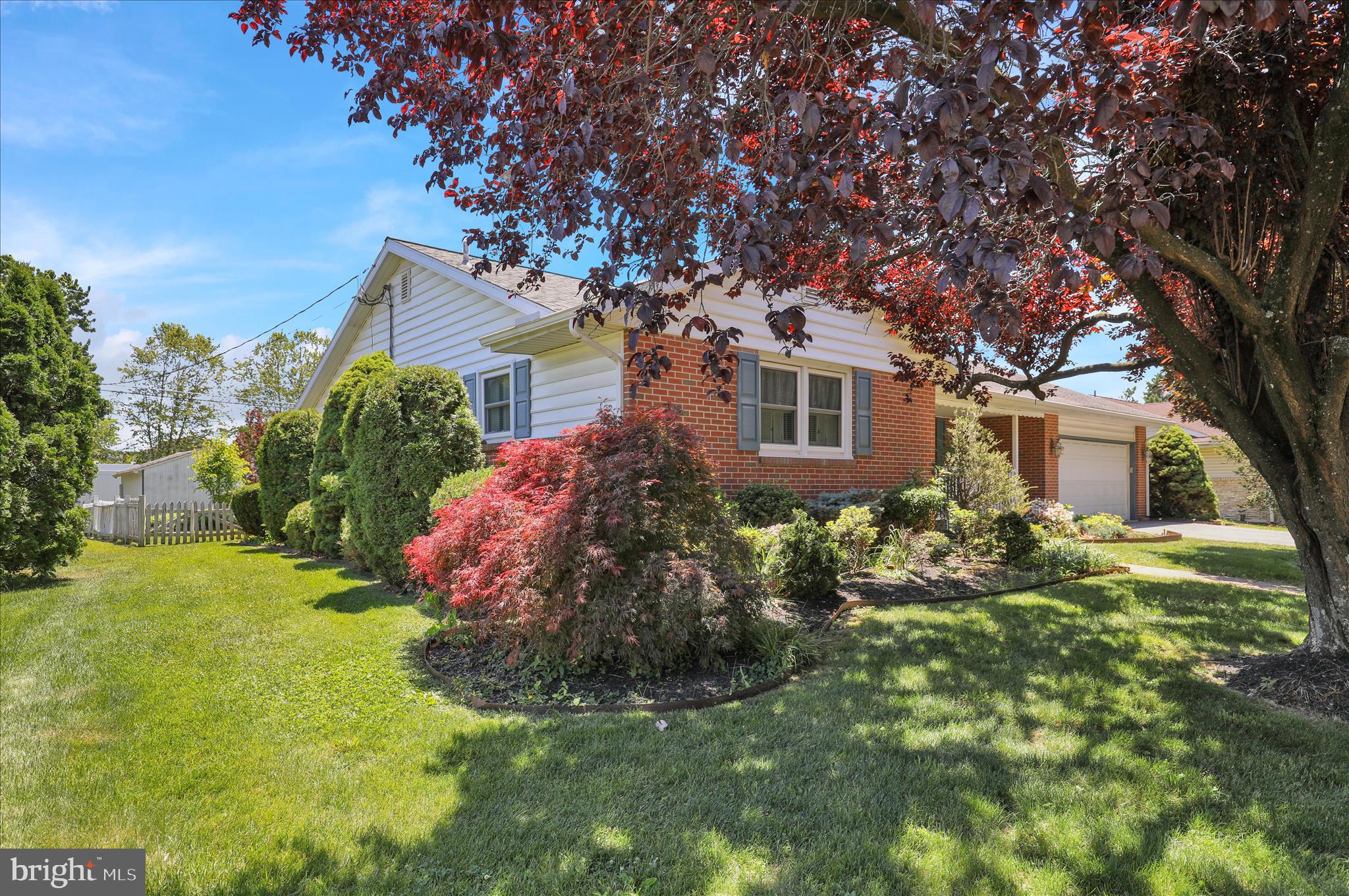 COLONY PARK - Residential