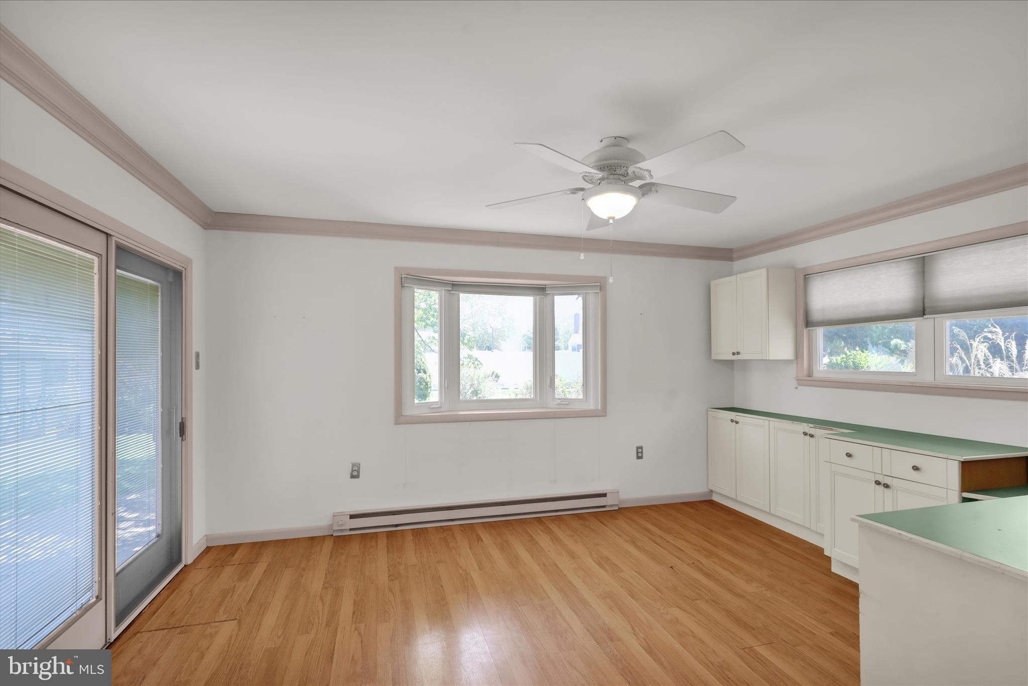 COLONY PARK - Residential