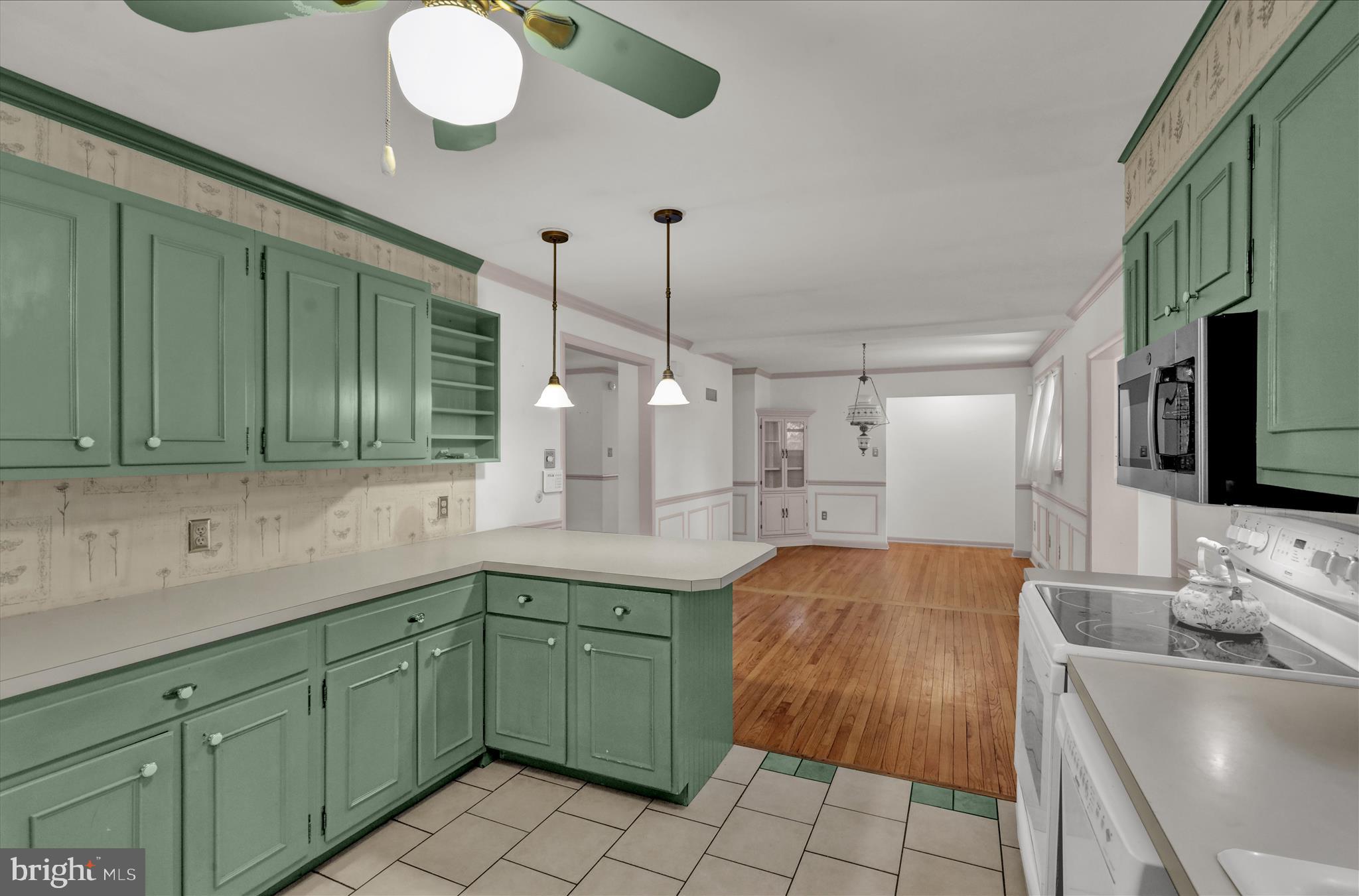 COLONY PARK - Residential