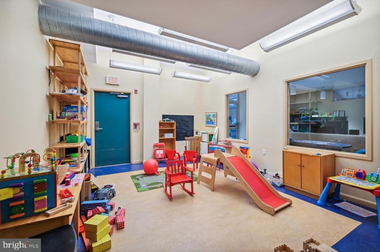 SILVER SPRING - Residential