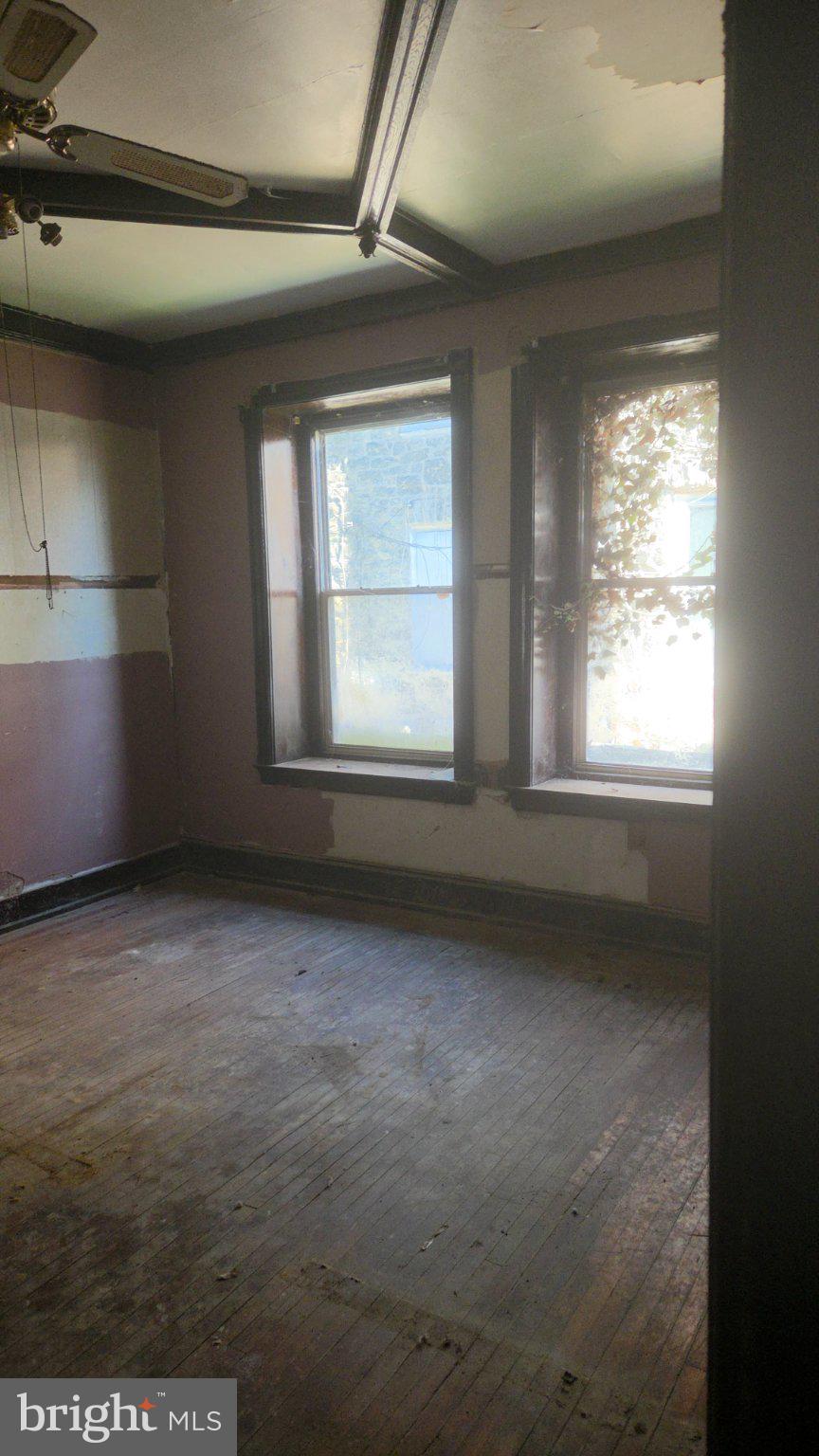 OVERBROOK - Residential
