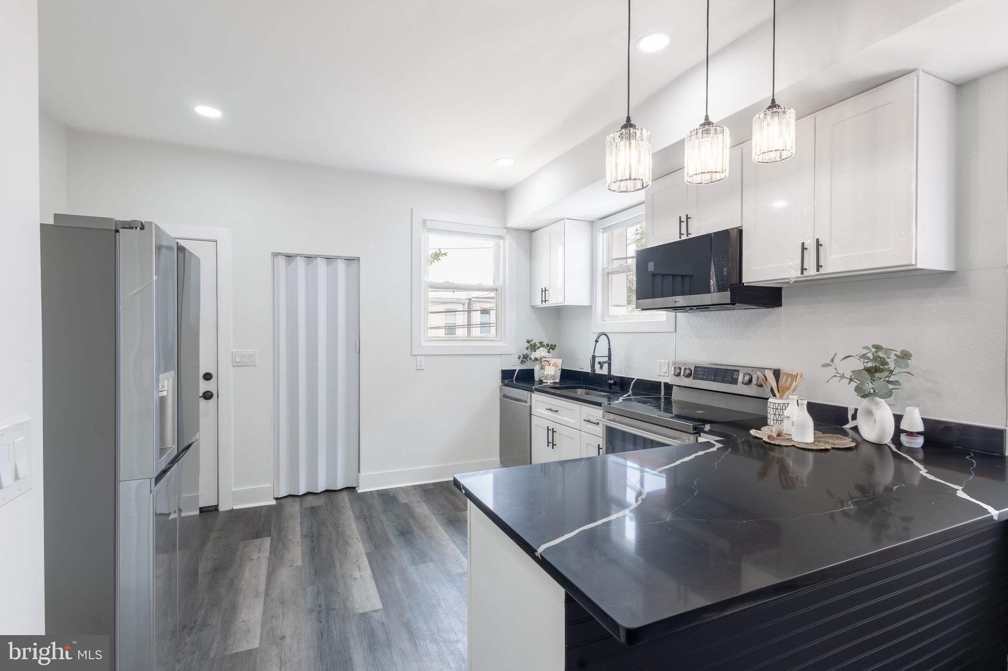 WAVERLY - Residential