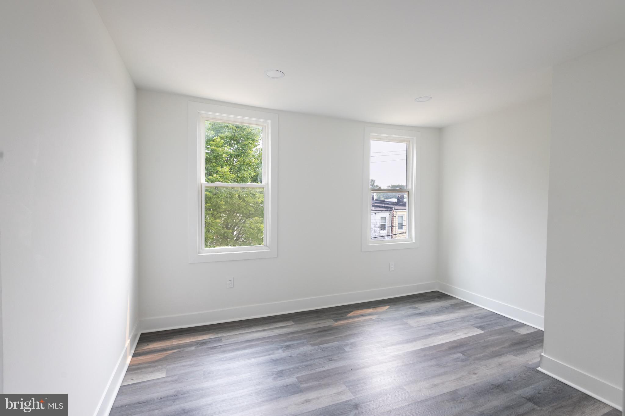 WAVERLY - Residential