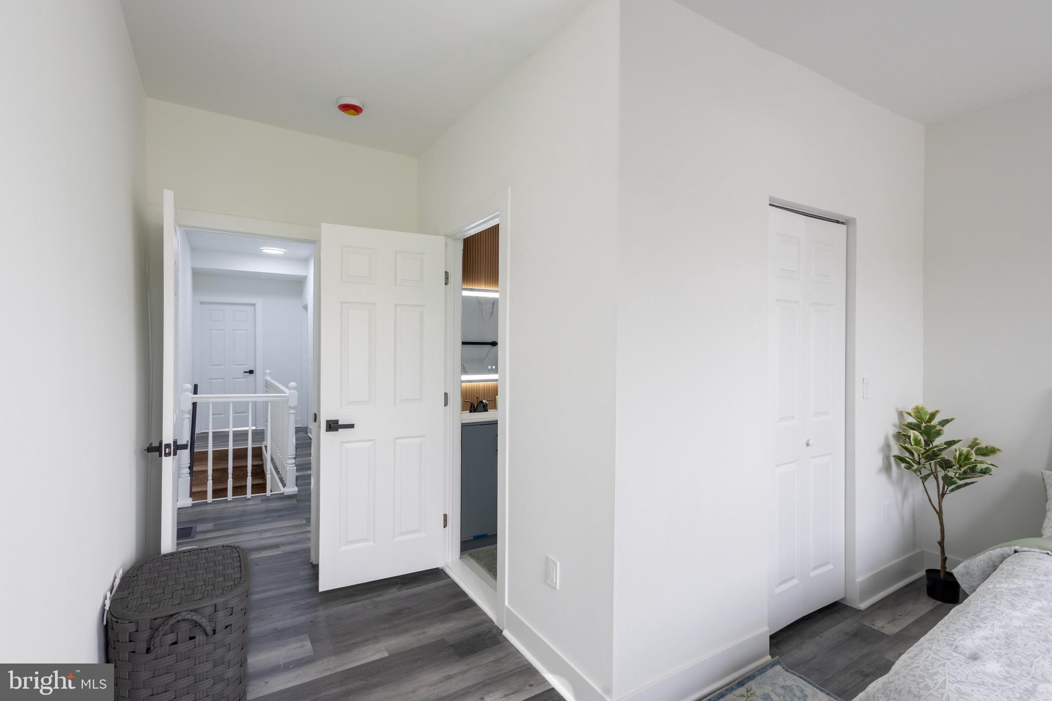 WAVERLY - Residential