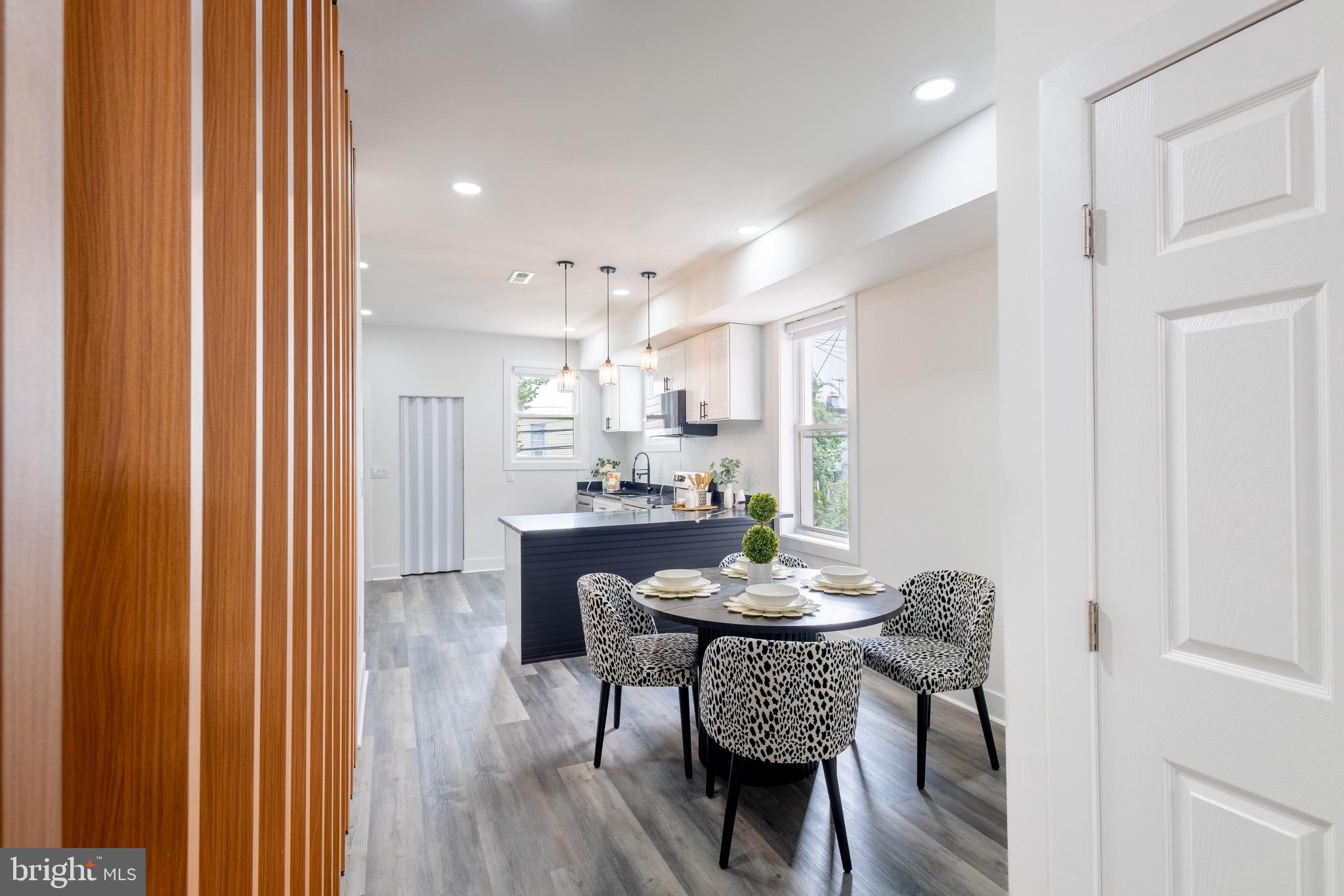 WAVERLY - Residential